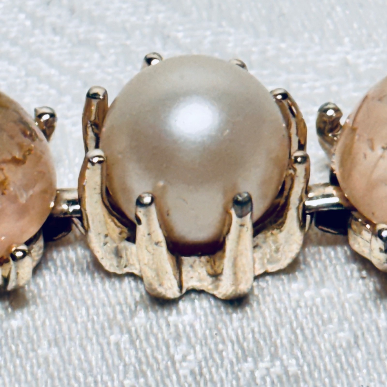CORO pink confetti Lucite cabochon faux pearl bracelet fold over clasp vintage