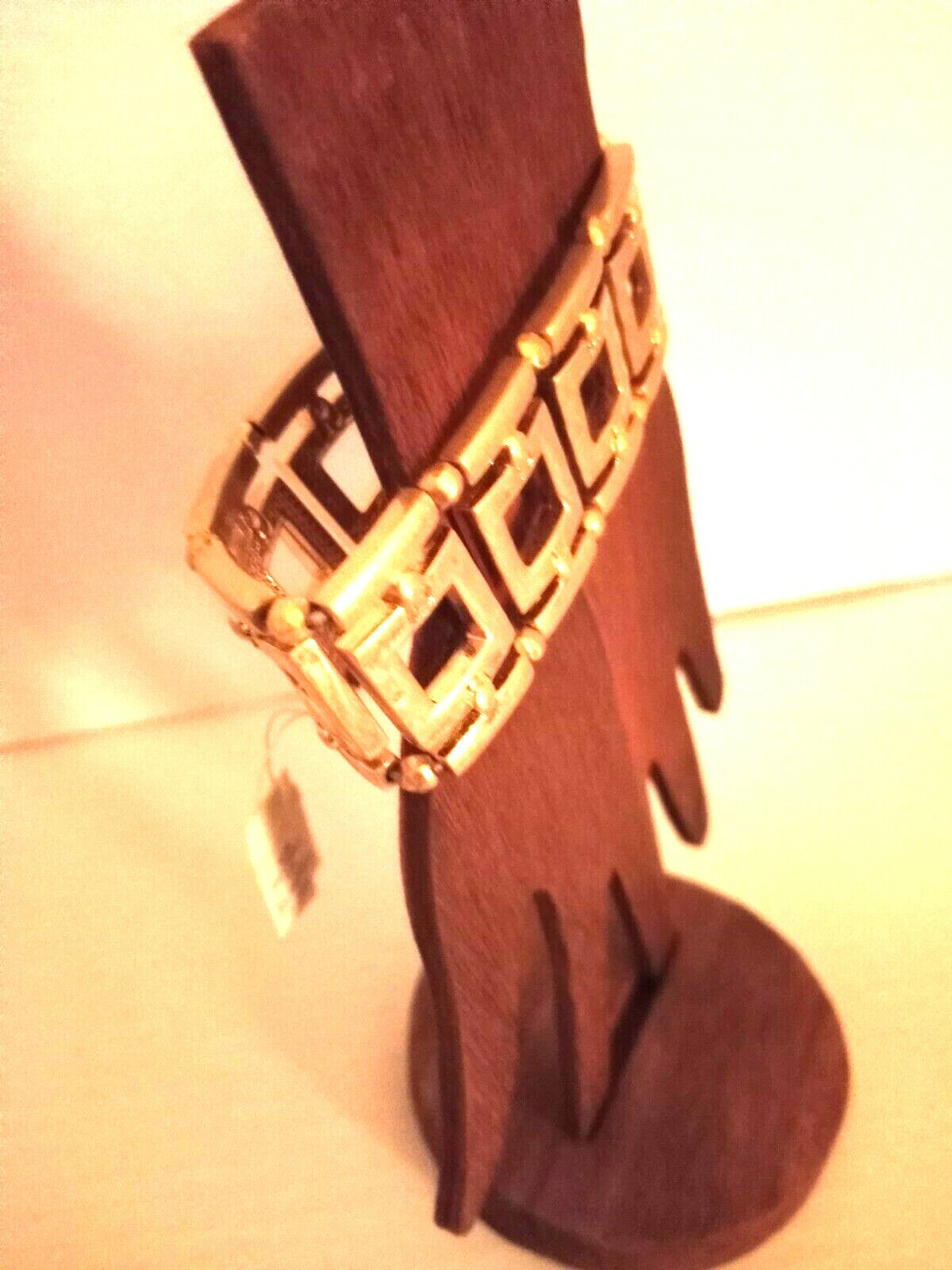 Vintage LIA SOPHIA Gold color Expanding Link bracelet “CRETE”