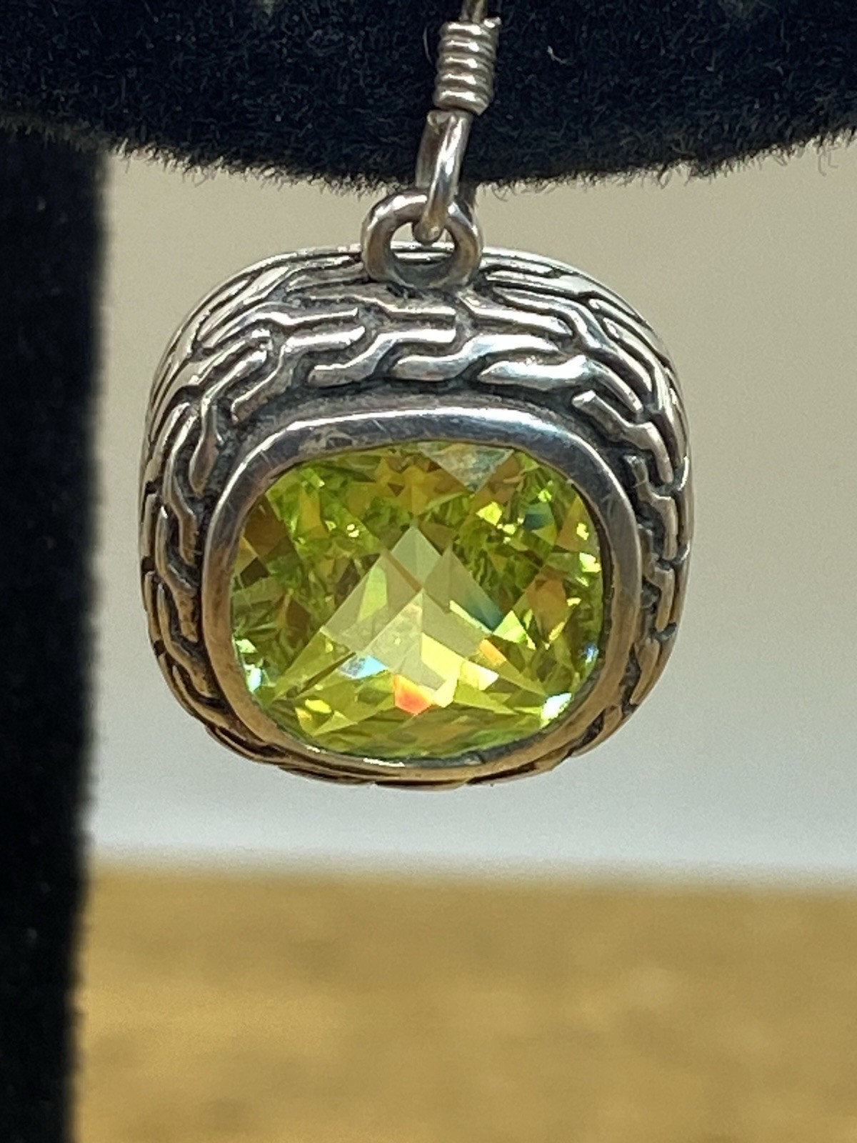 Vintage Cushion-Cut Peridot Textured Sterling Silver Dangle Earrings 1”