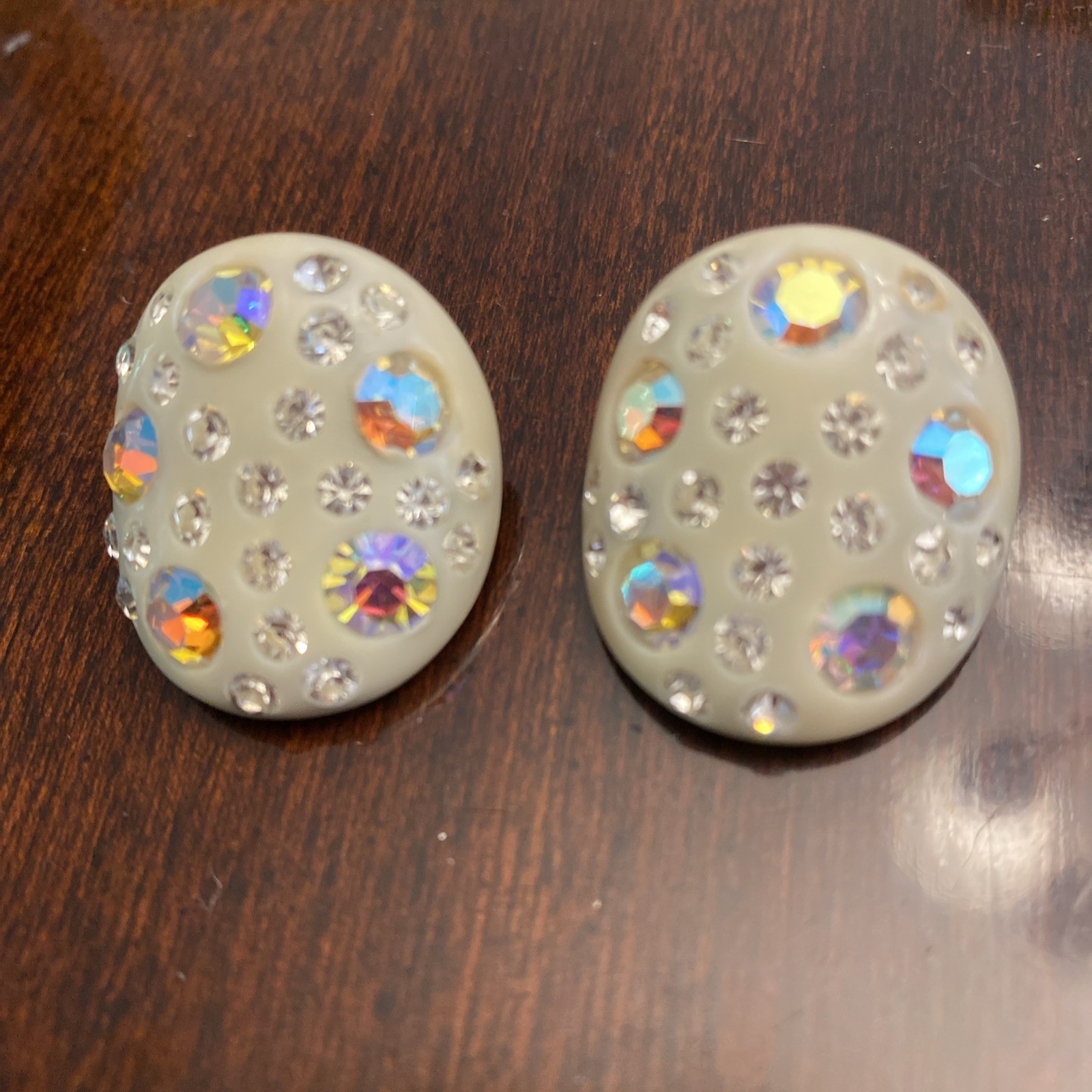 Vintage Weiss Aurora Borealis Thermoplastic/Celluloid Earrings