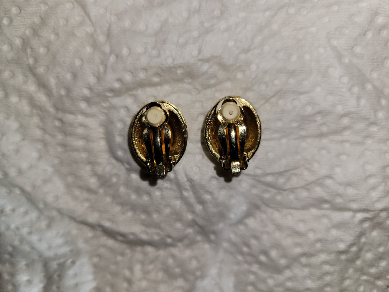 Vintage Citrine Clip On Earrings I Believe They Are Gold Plated Not Sure As-Is