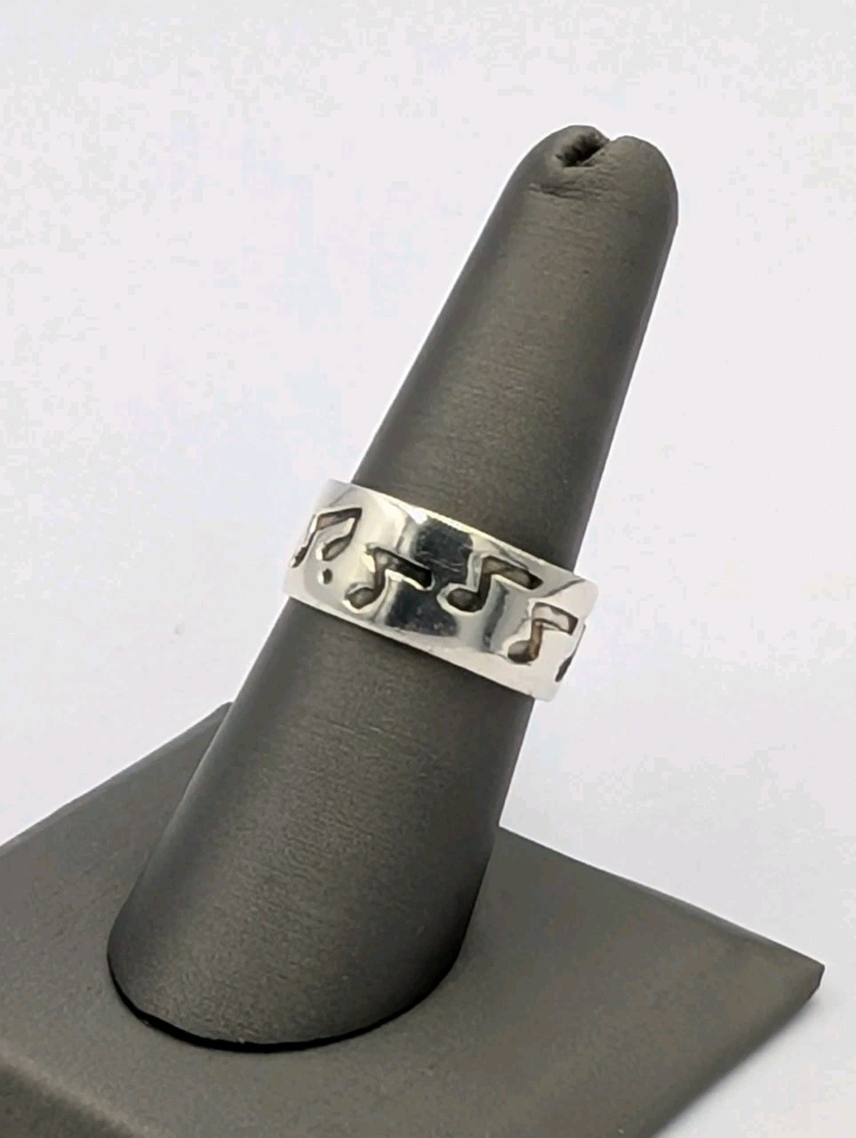 Vtg Sterling Silver Cut Out Musical Notes Musician Unisex Band 925 Ring – Sz 7.5