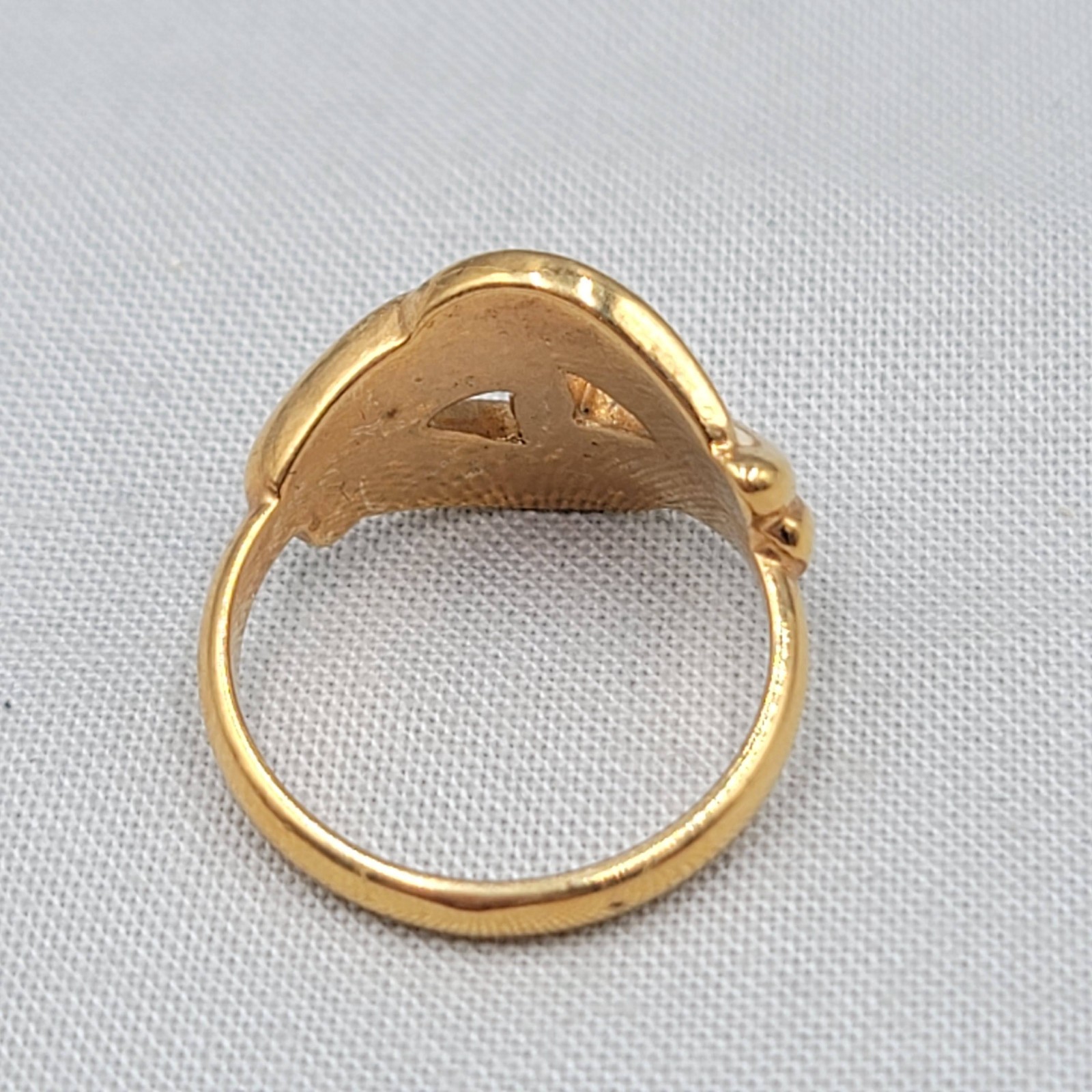 Vintage Ivory Enamel Ring Gold Plated Size 7.5 Unknown Signature