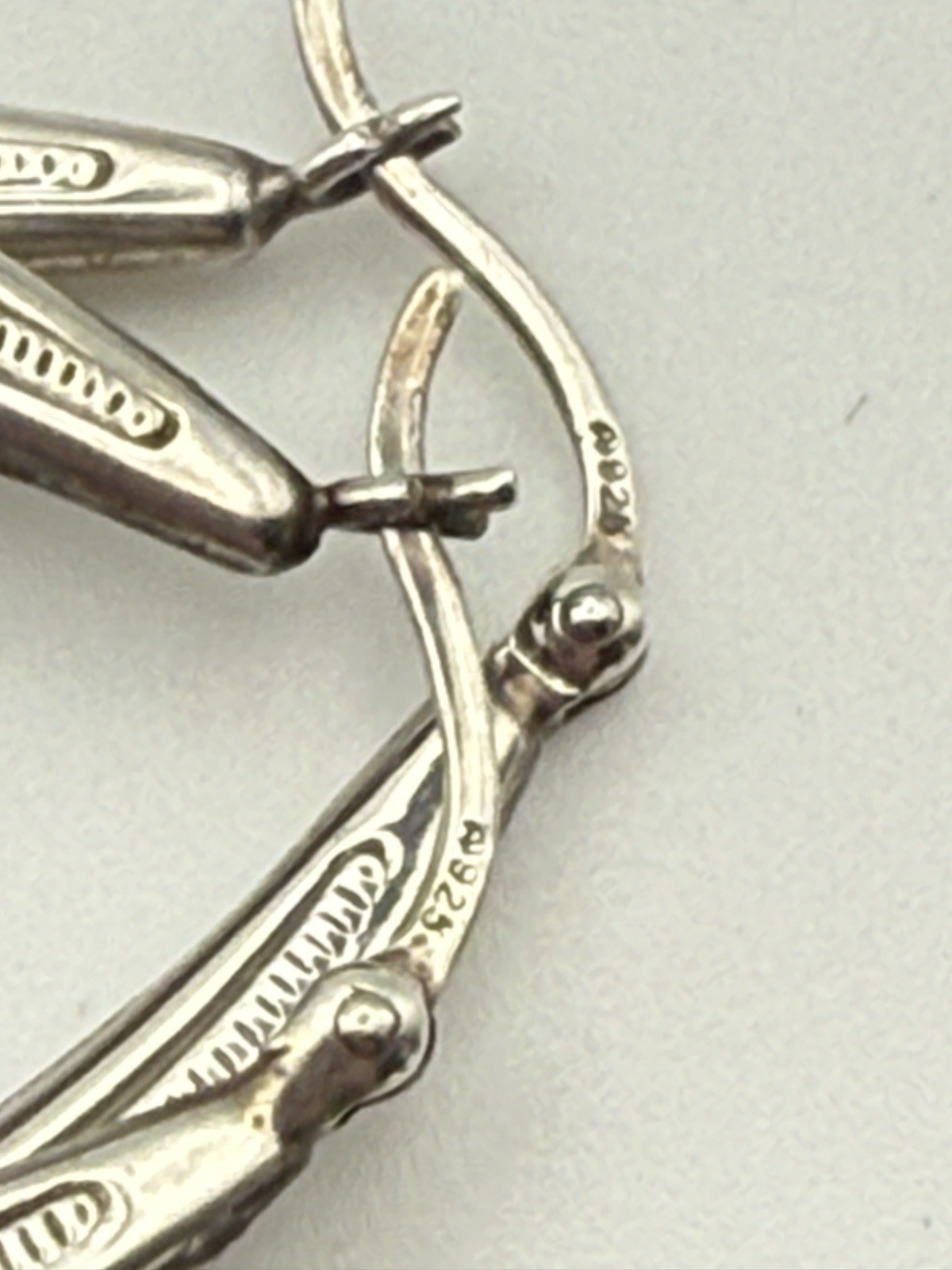 925 Sterling Silver Twisted Hoop Earrings Teardrop Ribbed Latch Back