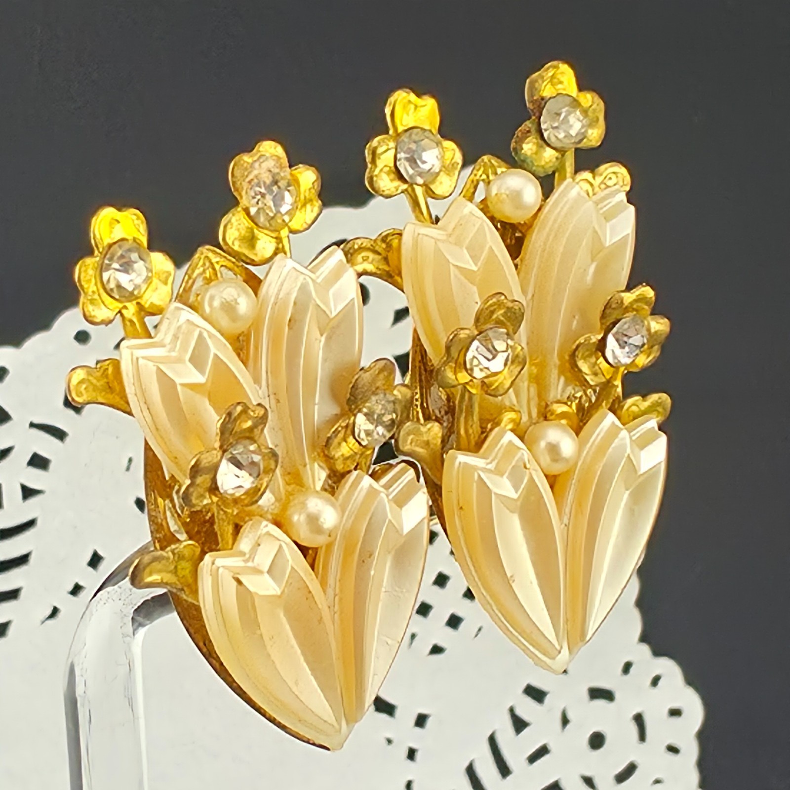 Vintage Pearly Themoset Plastic Tulip Rhinestone Daisy Bouquet Clip on Earrings