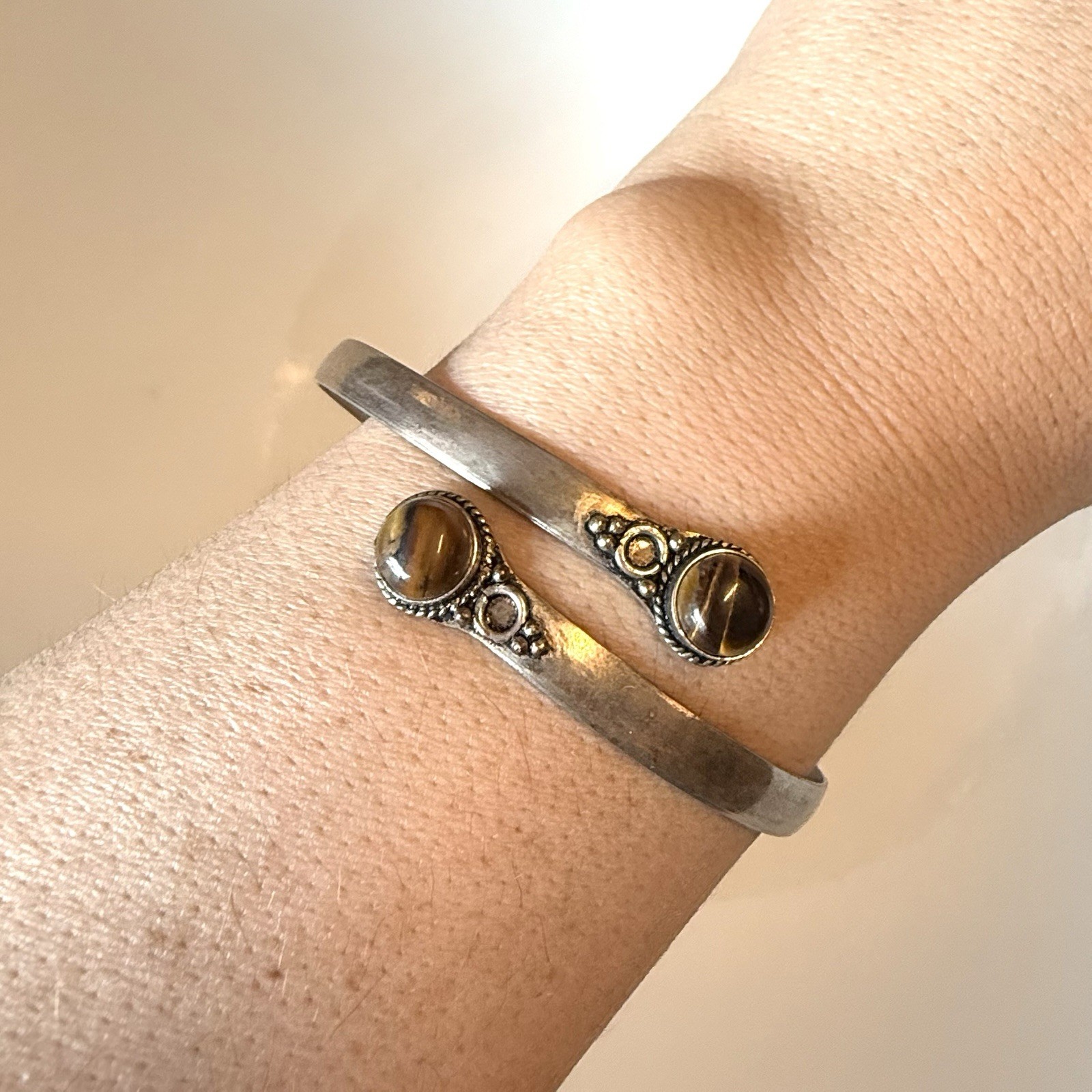 Ethnic Tiger’s Eye Gemstone Silver Tone Adjustable Cuff Bracelet / Arm Band 9.5”