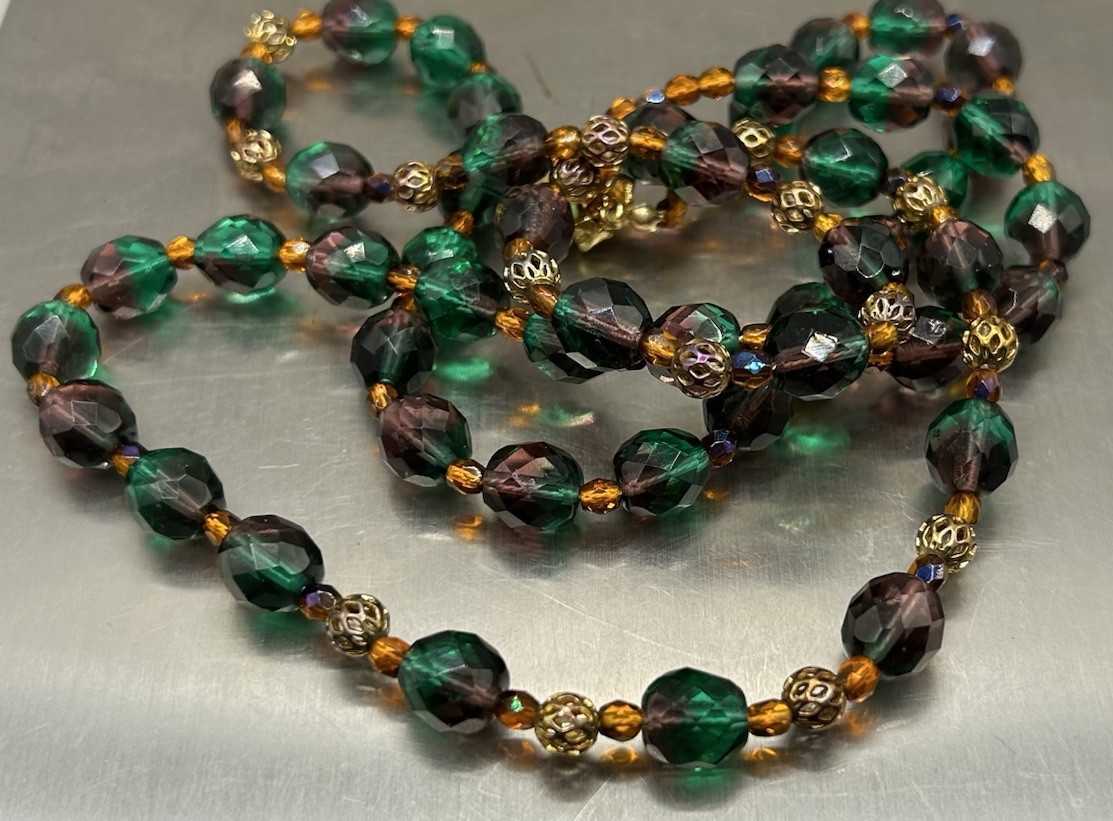 Vintage Retro Amethyst Green Fire Faceted Glass Beaded 33” Necklace