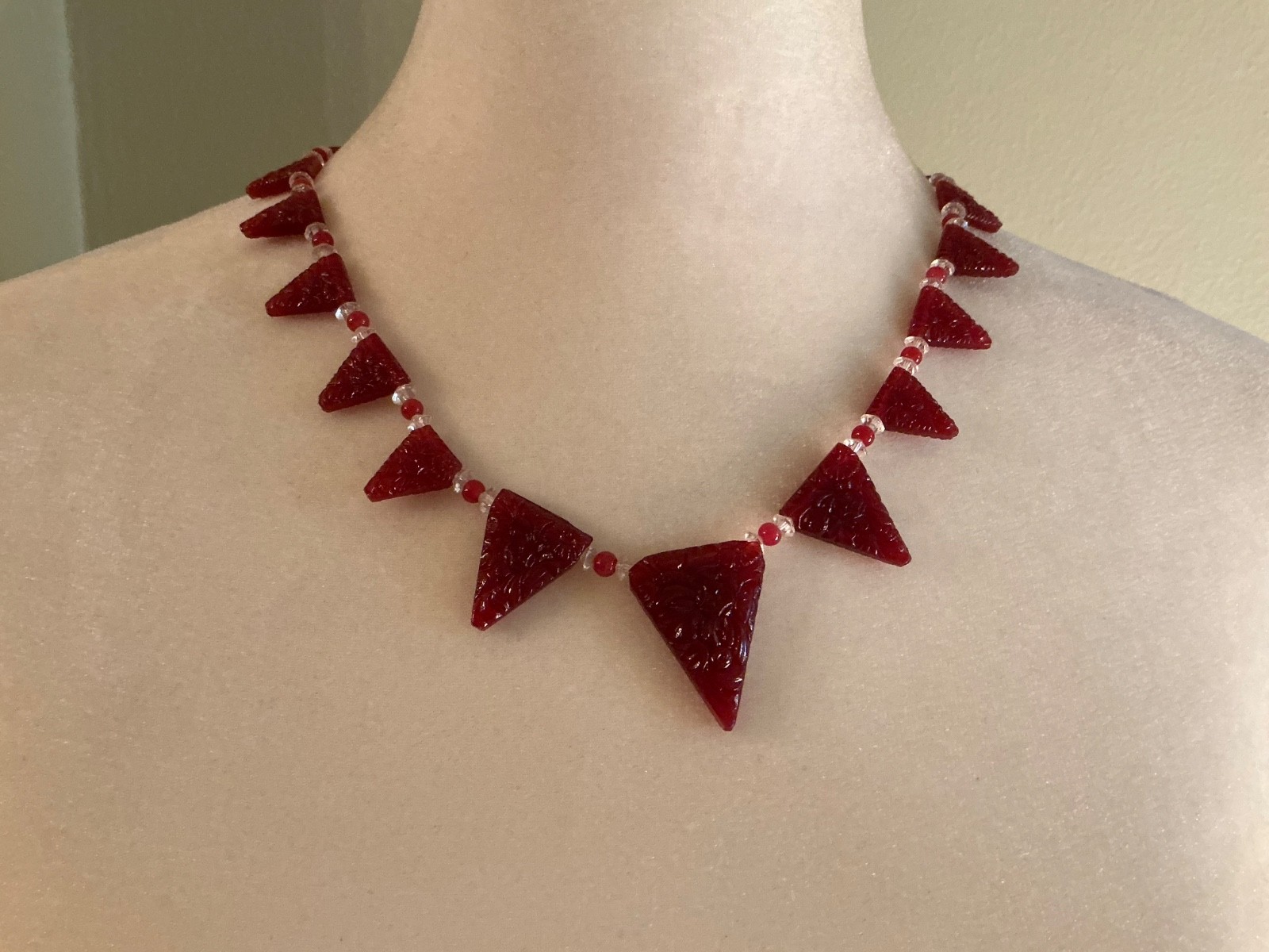 Art Deco Red Carved Triangles Crystal Accent Necklace 18″