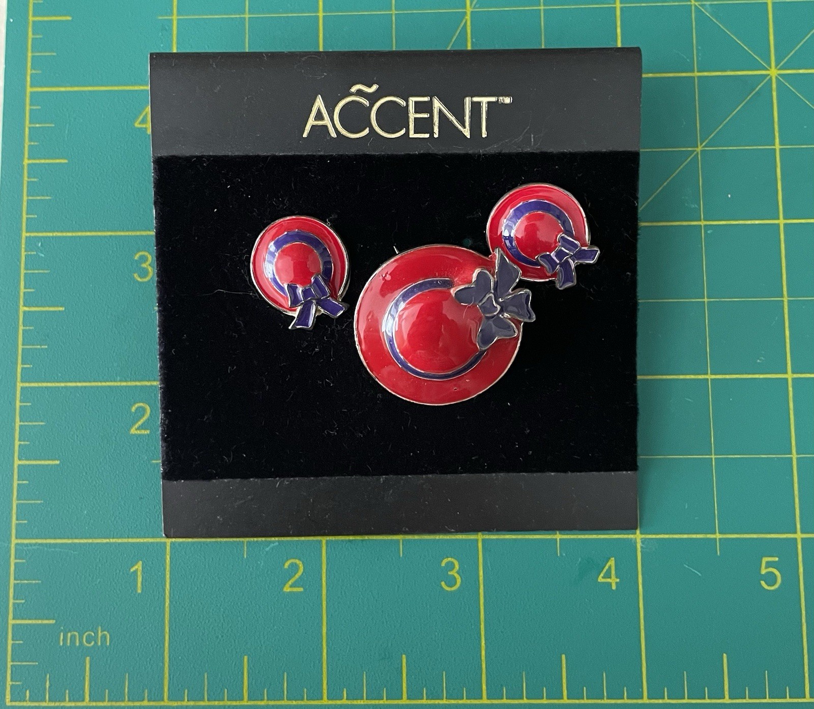 Red Hat W/Purple Ribbon Enameled Silvertone Pierced Earrings & Brooch Set Accent