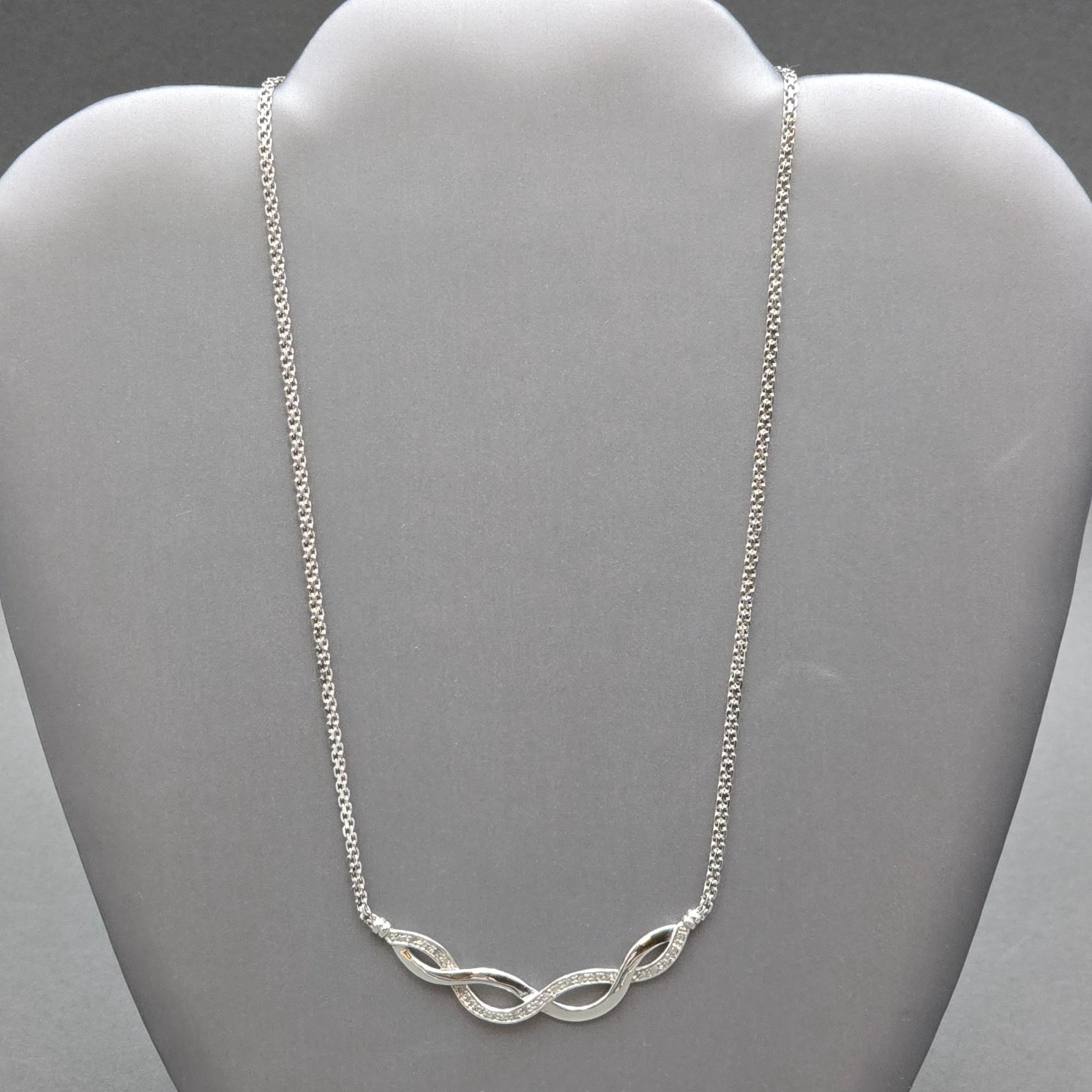 Vintage CW Sterling Silver CZ Infinity Wave Bar Choker Necklace 15″ Designer