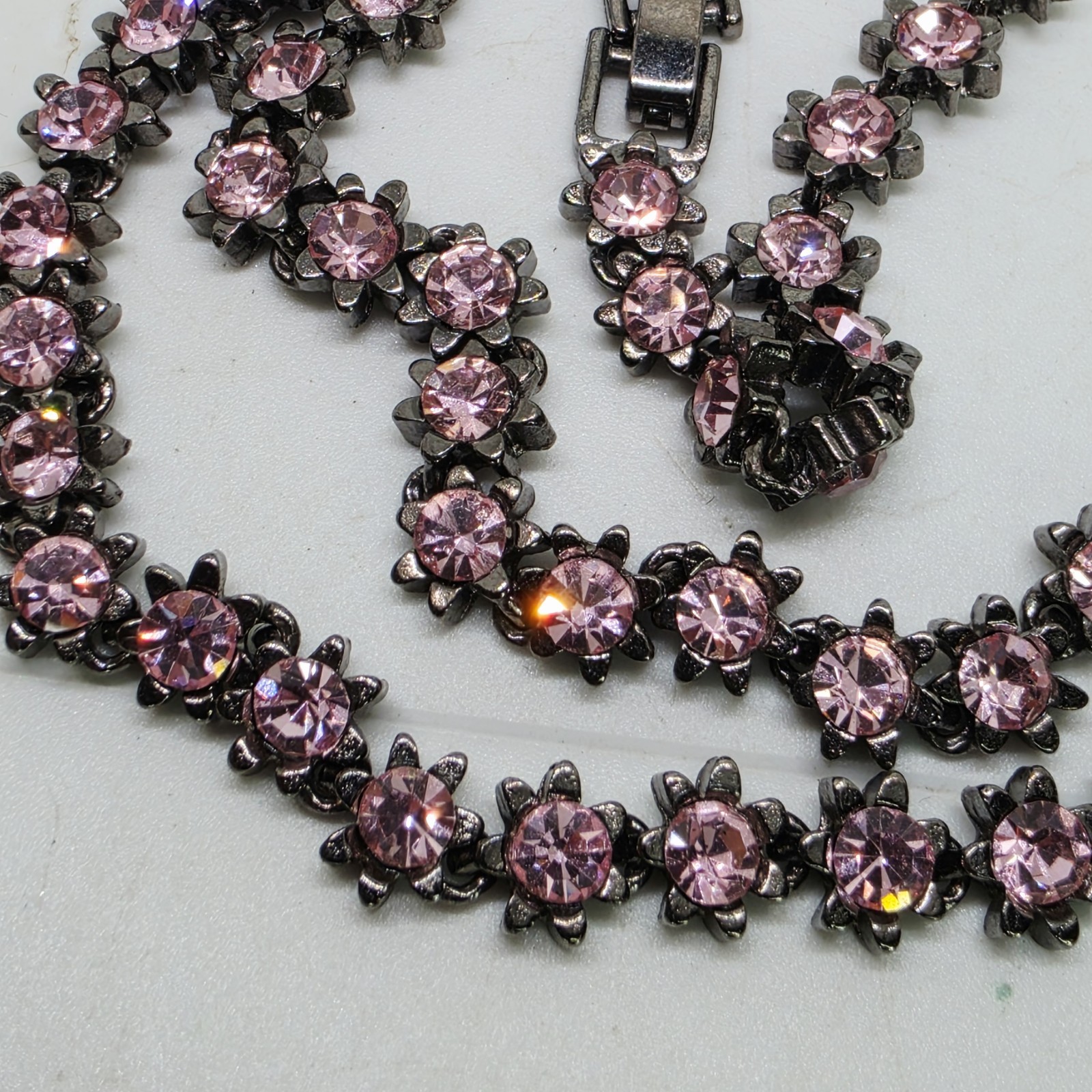 Vintage Pink Crystal Rhinestone Floral Starburst Tennis Necklace Gunmetal Strand