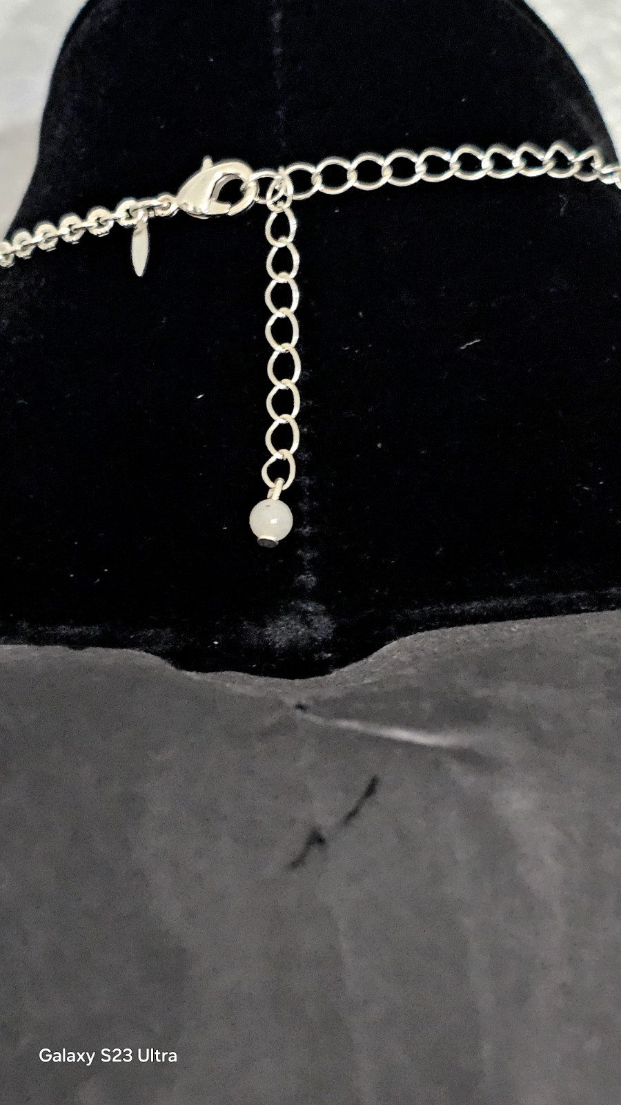 SAQ BAROQUE white pearl chain necklace silver tone 13″ with pendent