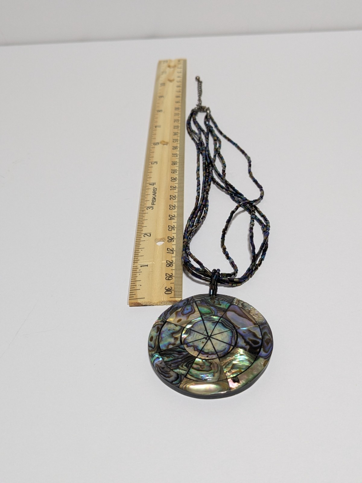 VTG Layered Glass Bead Necklace With Abalone/Acrylic Round Pendant 16″.