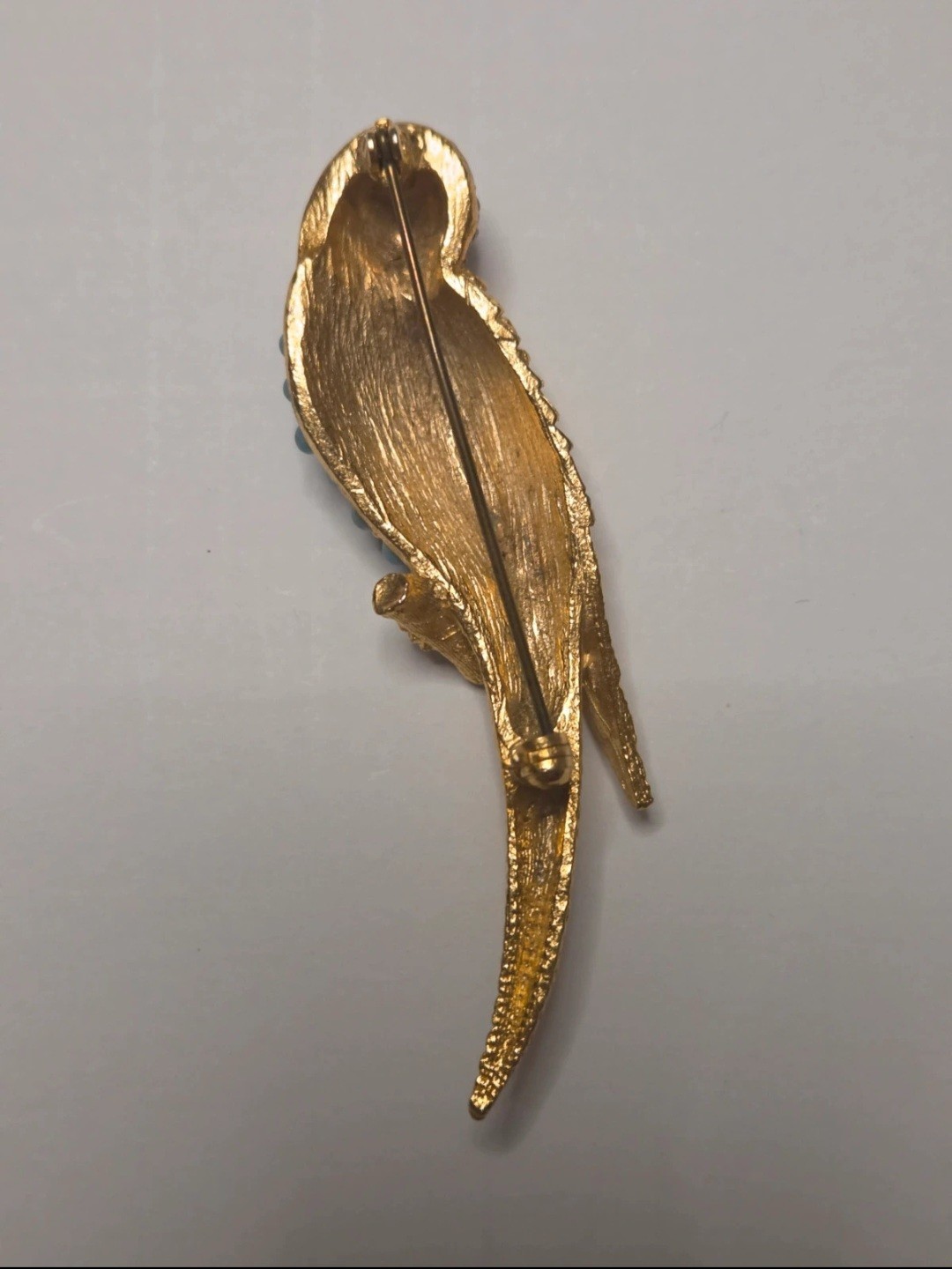 Gold Tone parrot rhinestone & Turquoise brooch