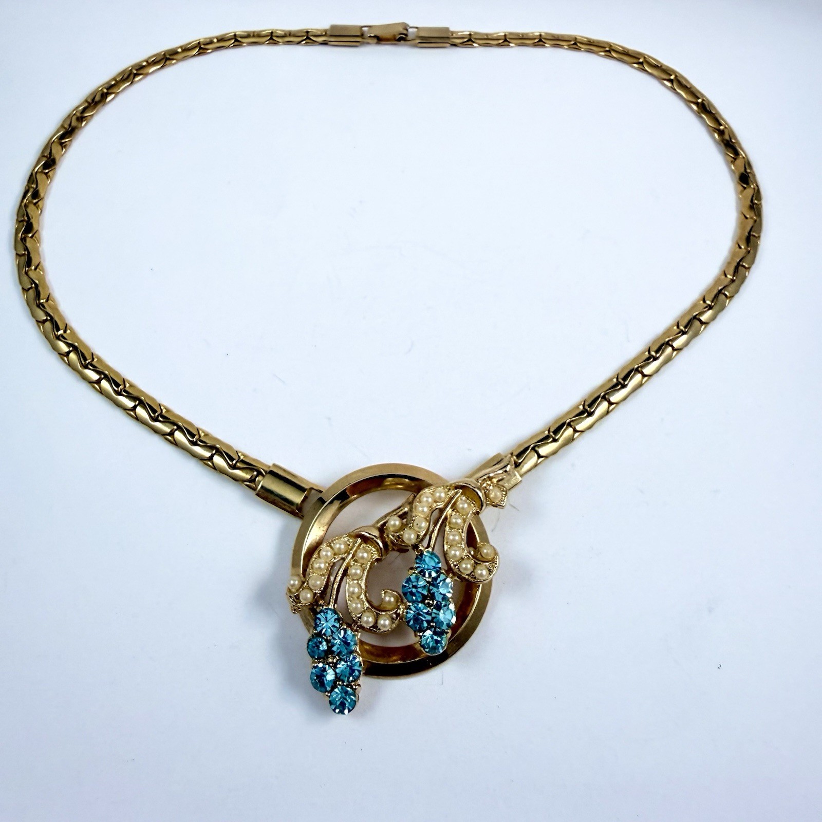 Vintage Aqua Blue Rhinestone Faux Pearl Flower Gold Tone Necklace 16.5″