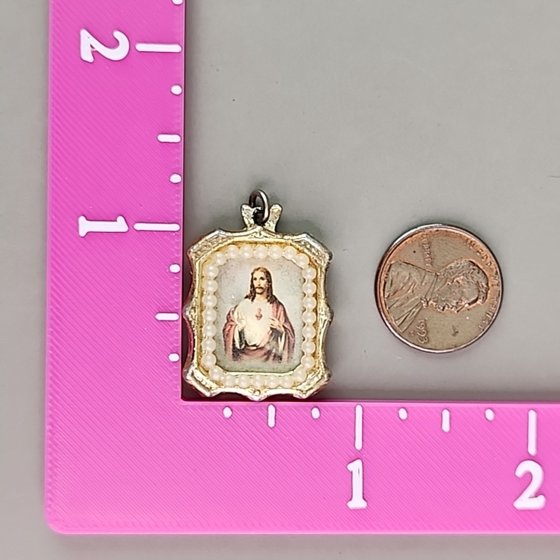 Vintage Religious Pendant Necklace Double Sided Jesus Mary Gold Tone 18″