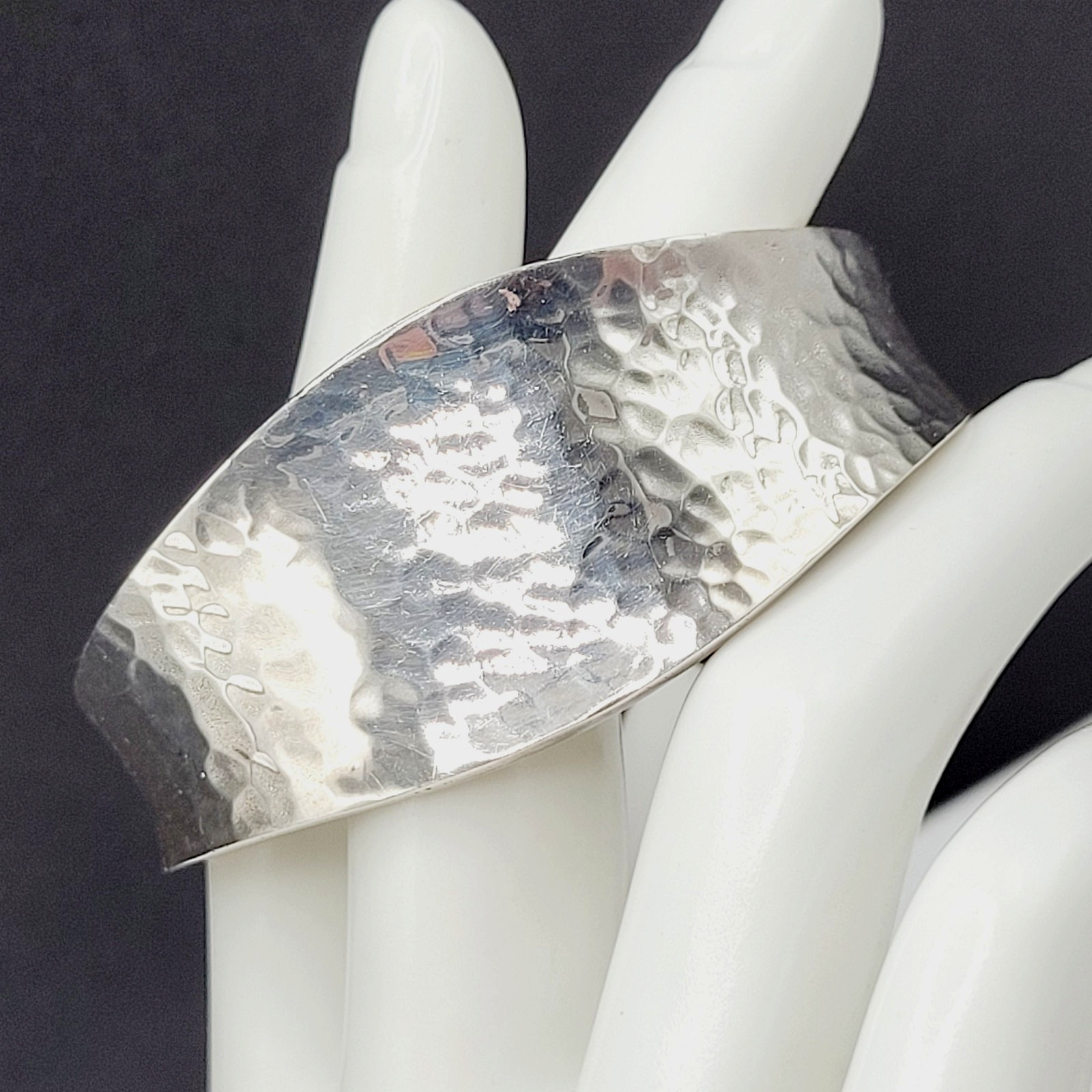 ATI Mexico 925 Sterling Silver Hammered Recessed Wave Cuff Vtg Bracelet 19 Grams