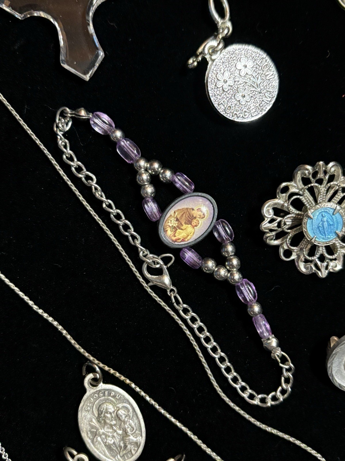 Vintage Religious Jewelry Lot 25 Pc Catholic Medallion Rosaries Few Marked Italy