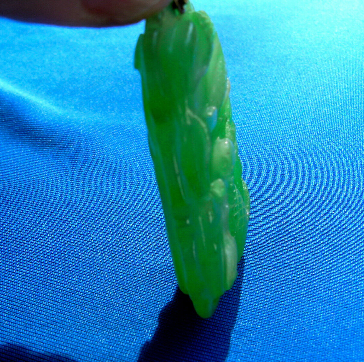 EARTH MINED Jadeite JADE Vintage Carve Dragon Pendant Green Translucent 14K GOLD