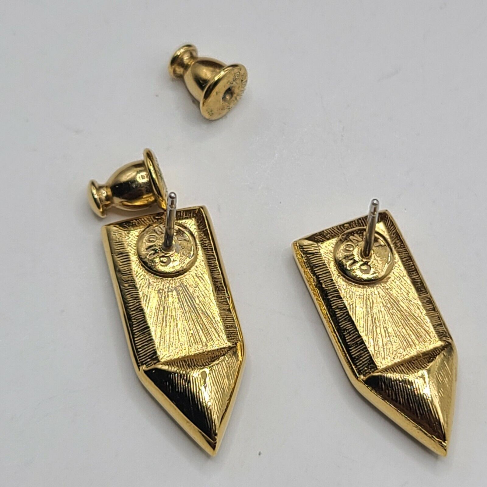 Monet Vintage Signed Peirced Earrings Shiny Gold Red Baguette Crystal Arrow