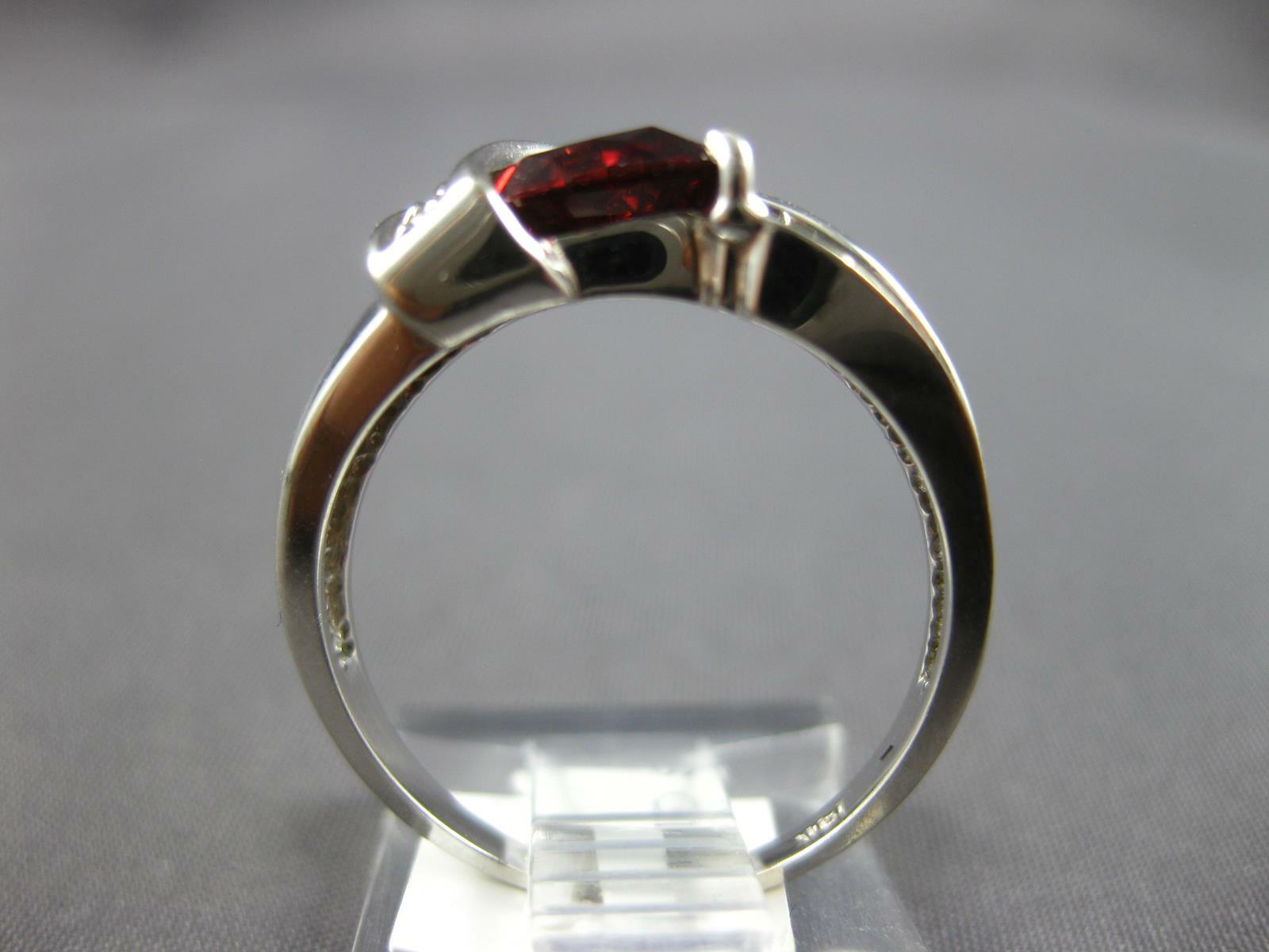 ESTATE 1.53CT DIAMOND & AAA GARNET 14KT WHITE GOLD 3D ROUND & TRILLION FUN RING