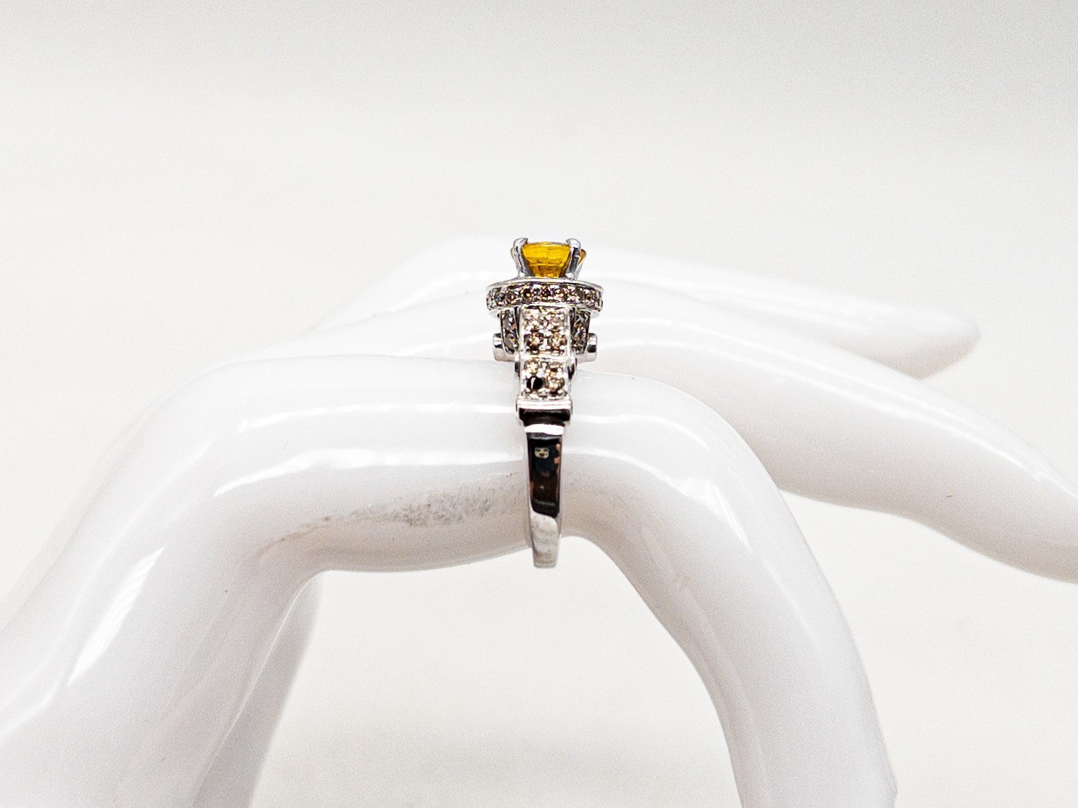 $5350 LEVIAN 2.5ct Natural Yellow Sapphire Champagne Diamond 14k White Gold Ring