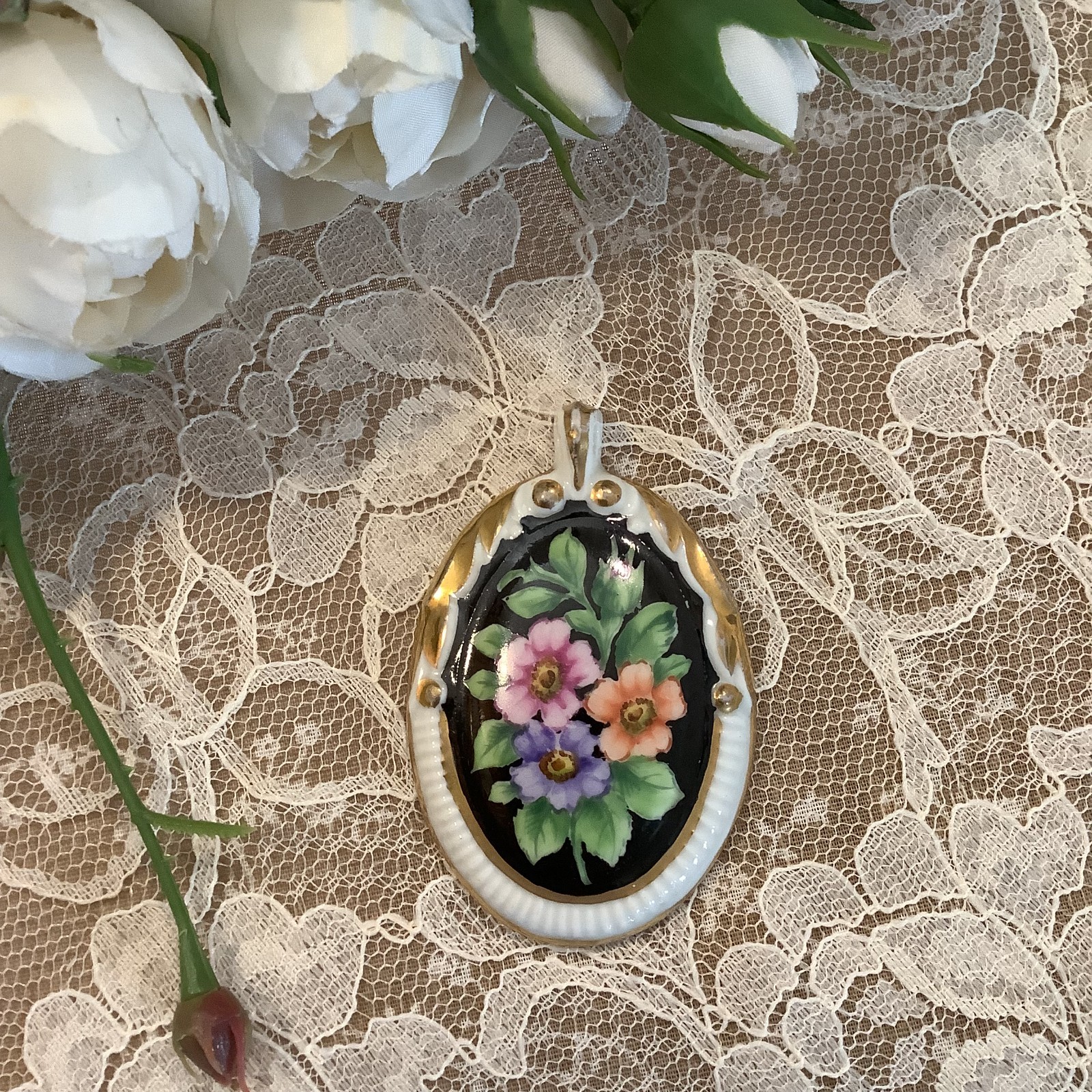 white black floral hand painted large porcelain vintage pendant 2.5″ victorian
