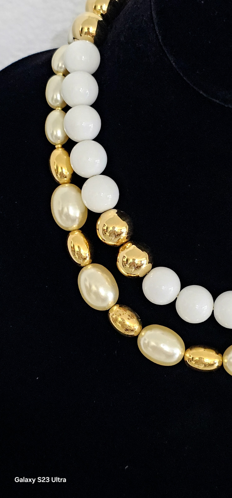 MONET & NAPIER necklaces white and gold tone faux pearls 17″ & 18″. STUNNING Pc.