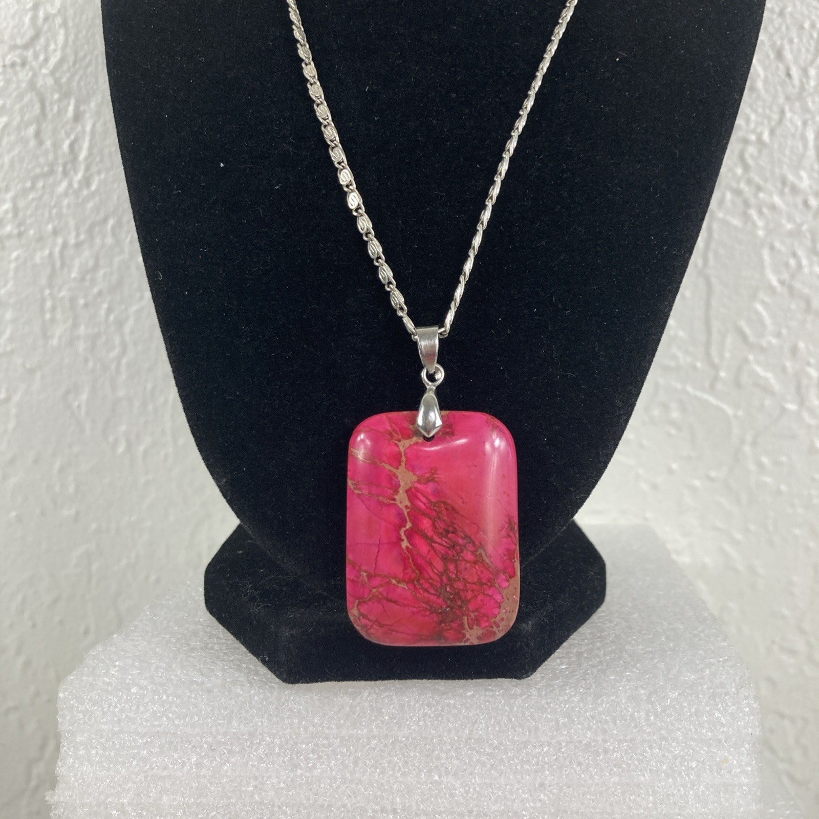 Polished Pink Stone Pendant 2.5″ Rounded Rectangle 19″ Silvertone Chain Necklace