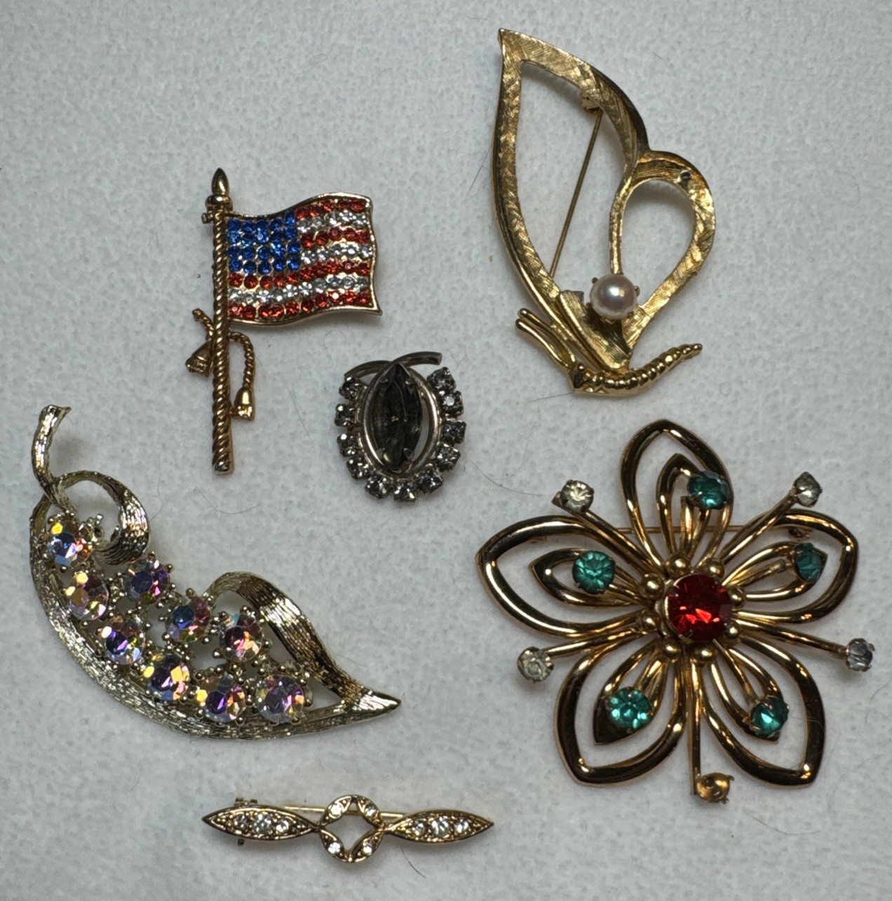 Vintage Coro, Brooks & Unbranded Brooch Lot of 6 Gold Tone Crystals Rhinestones