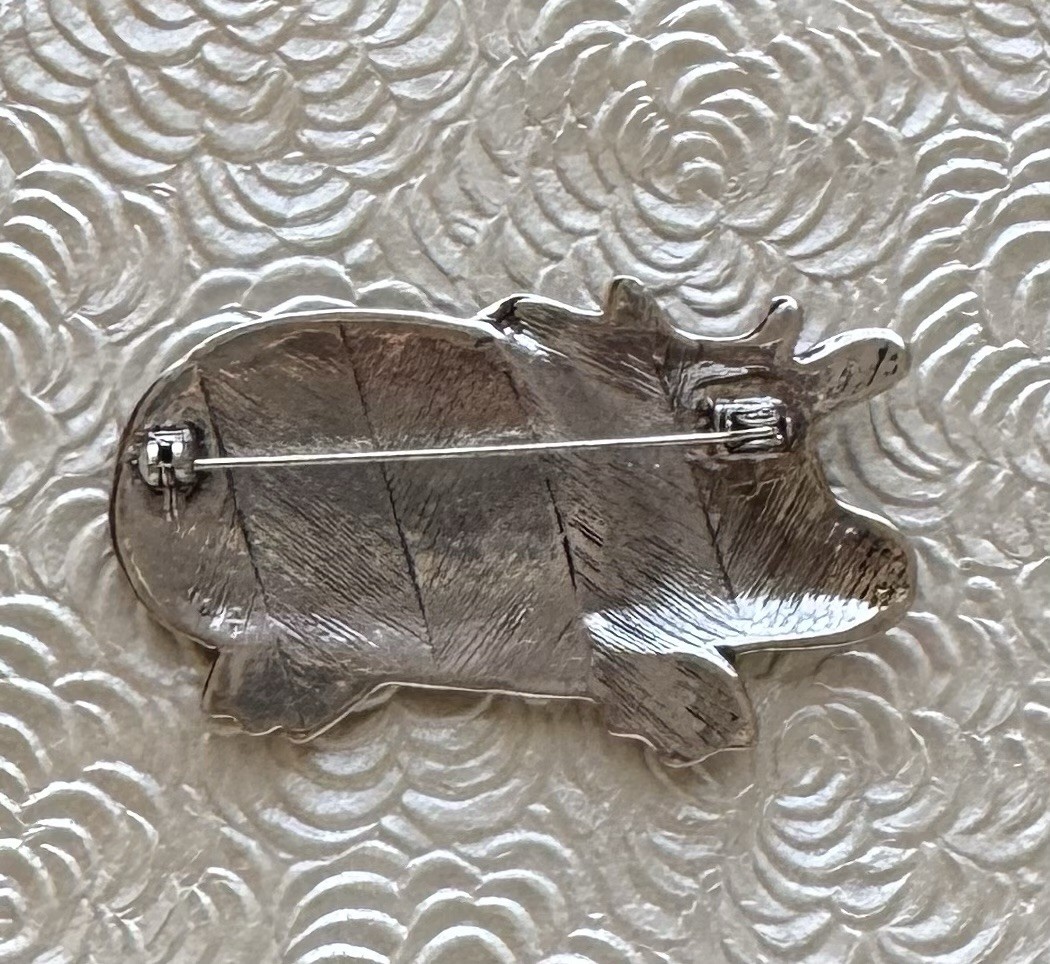 Cow brooch pin Enamel On Silver Tone Metal