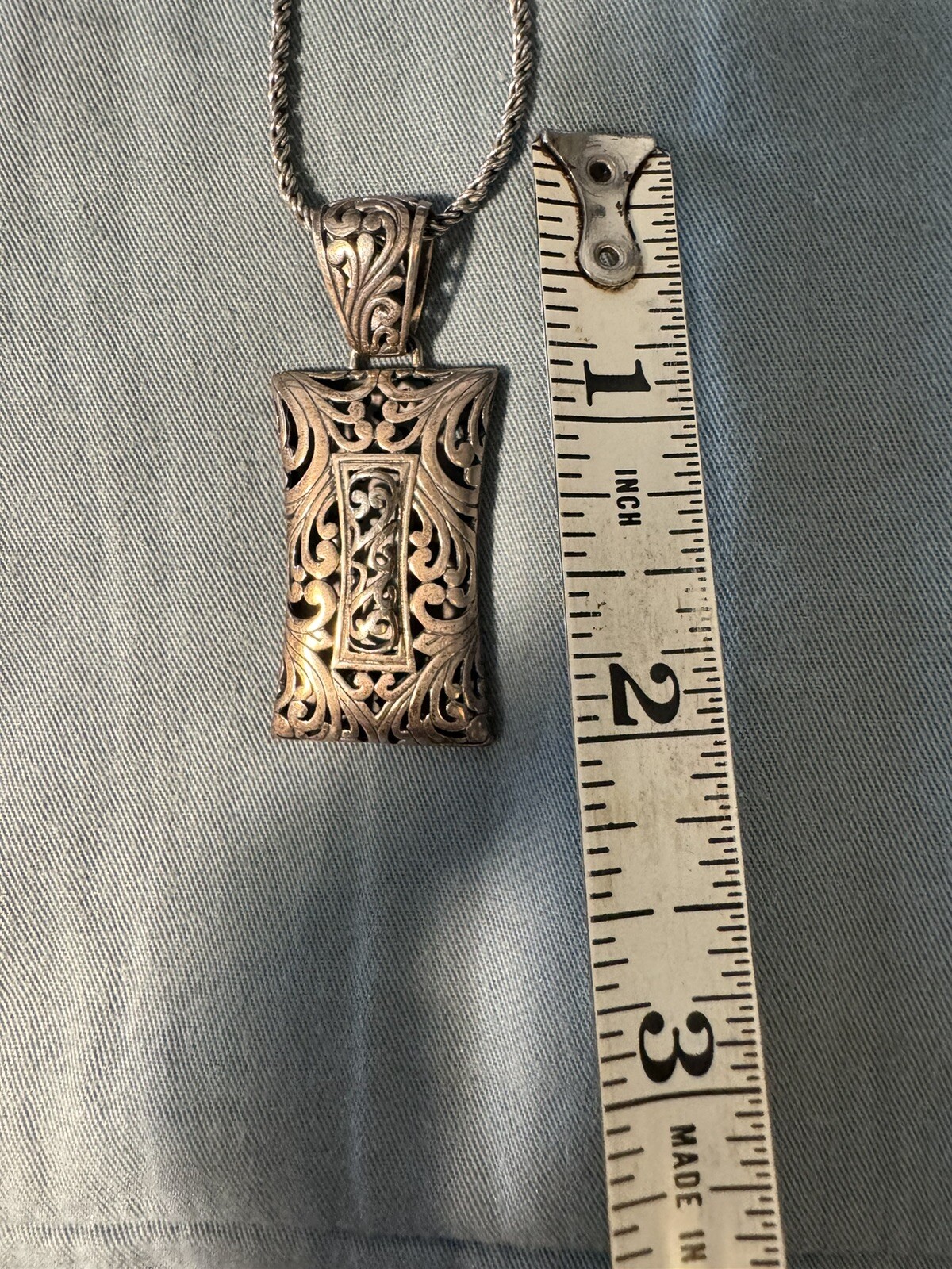 Art Nouveau Necklace 925 Sterling VTG 3/4 In Bale 17.5 In Drop 1.5 In Pendant