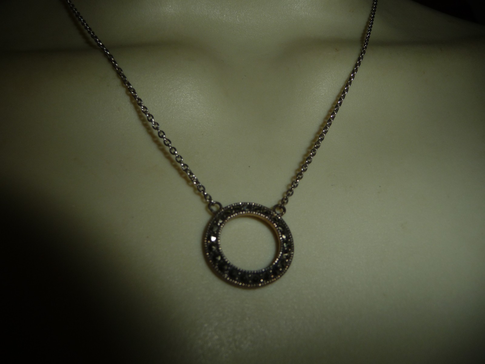 925 PENDANT 3/4” R CIRCLE MARCASITE ON 925 SILVER TONE CHAIN NECKLACE #19/14