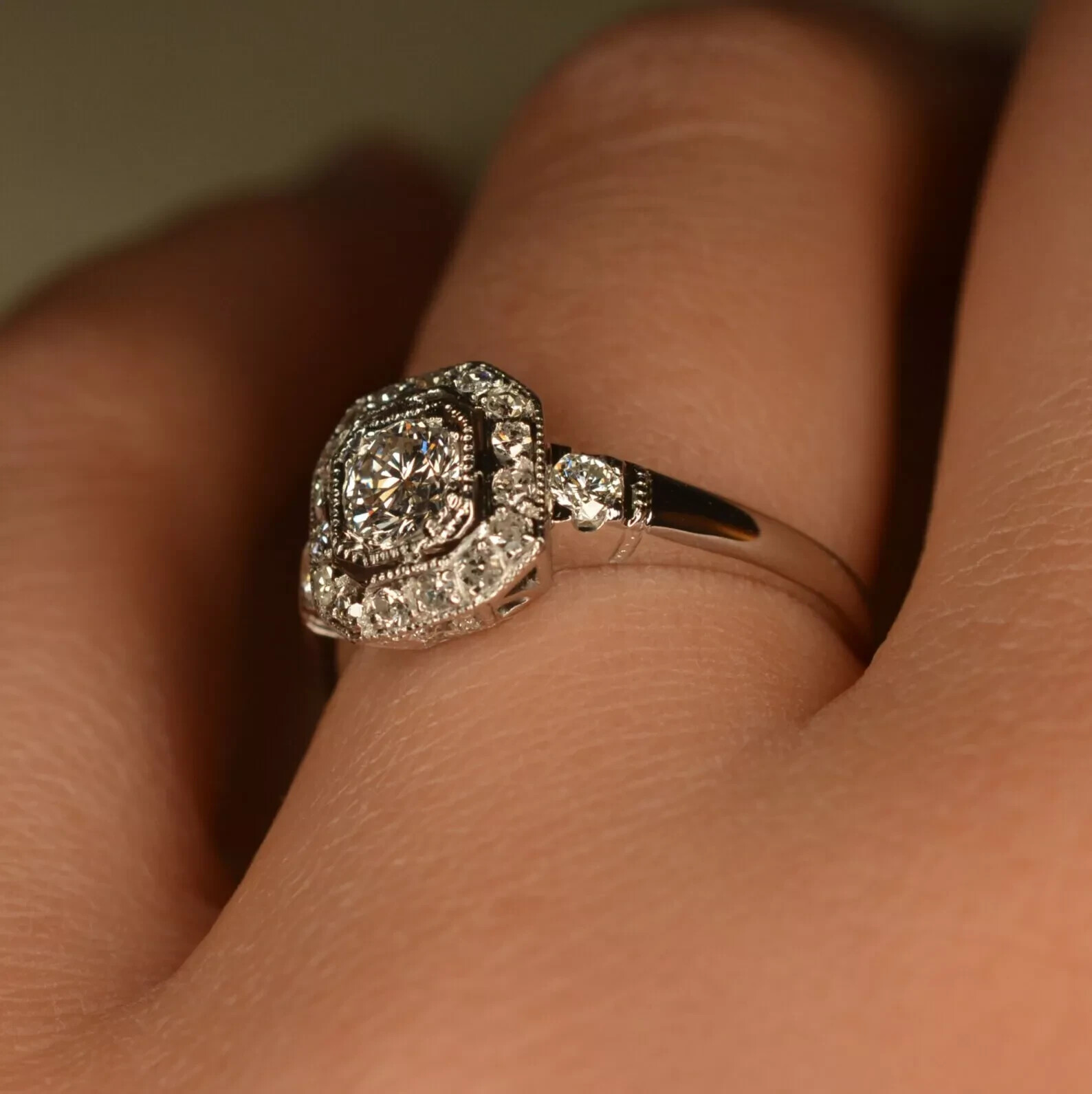 Lab-Created Round Cut 2.0Ct Diamond Ring 925 Silver Halo Engagement Gift Jewelry