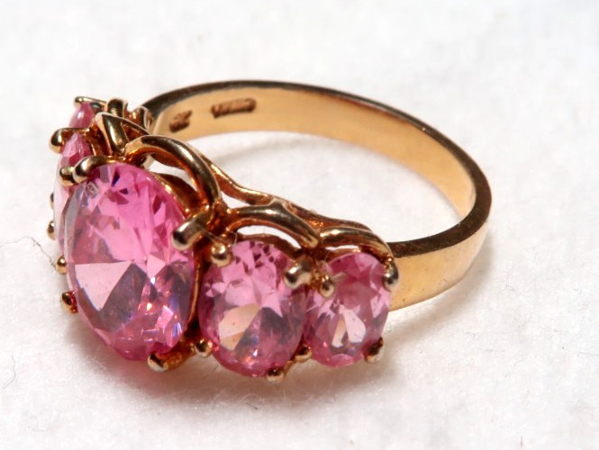 VINTAGE STUNNING STERLING SILVER PINK CZ RING ~ SIZE 7