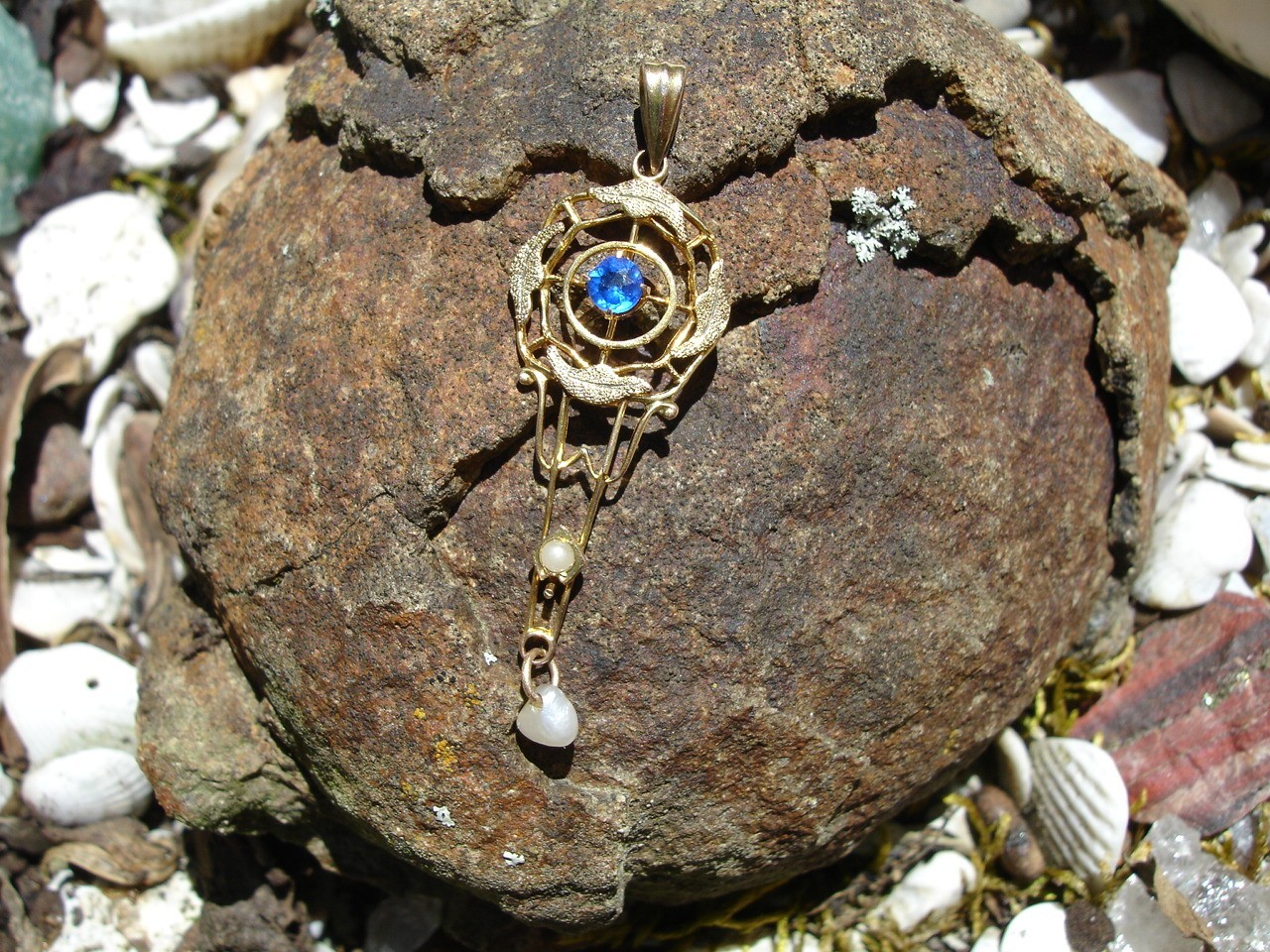 antique 10K gold blue birthstone Lavalier Pendant charm dangle drop wind pearl