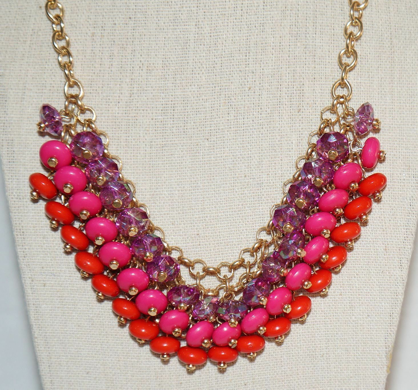 Iridescent Purple Pink Red Plastic Bead Choker Bib Necklace Gold Tone