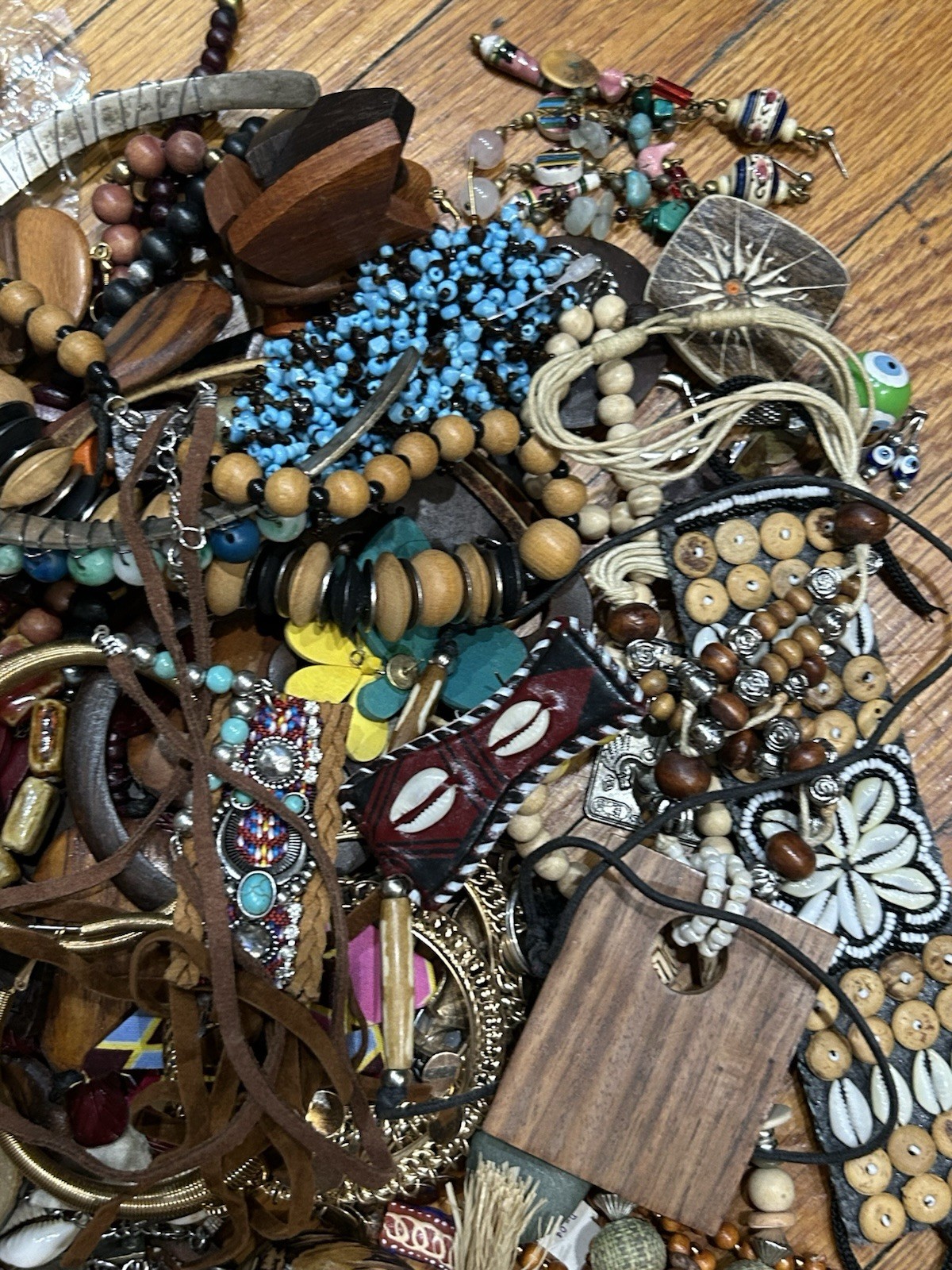 BOHO ETHNIC JEWELRY VARIETY NECKLACES EARRINGS BRACELETS LOT APPROXIMATELY 2 LBS