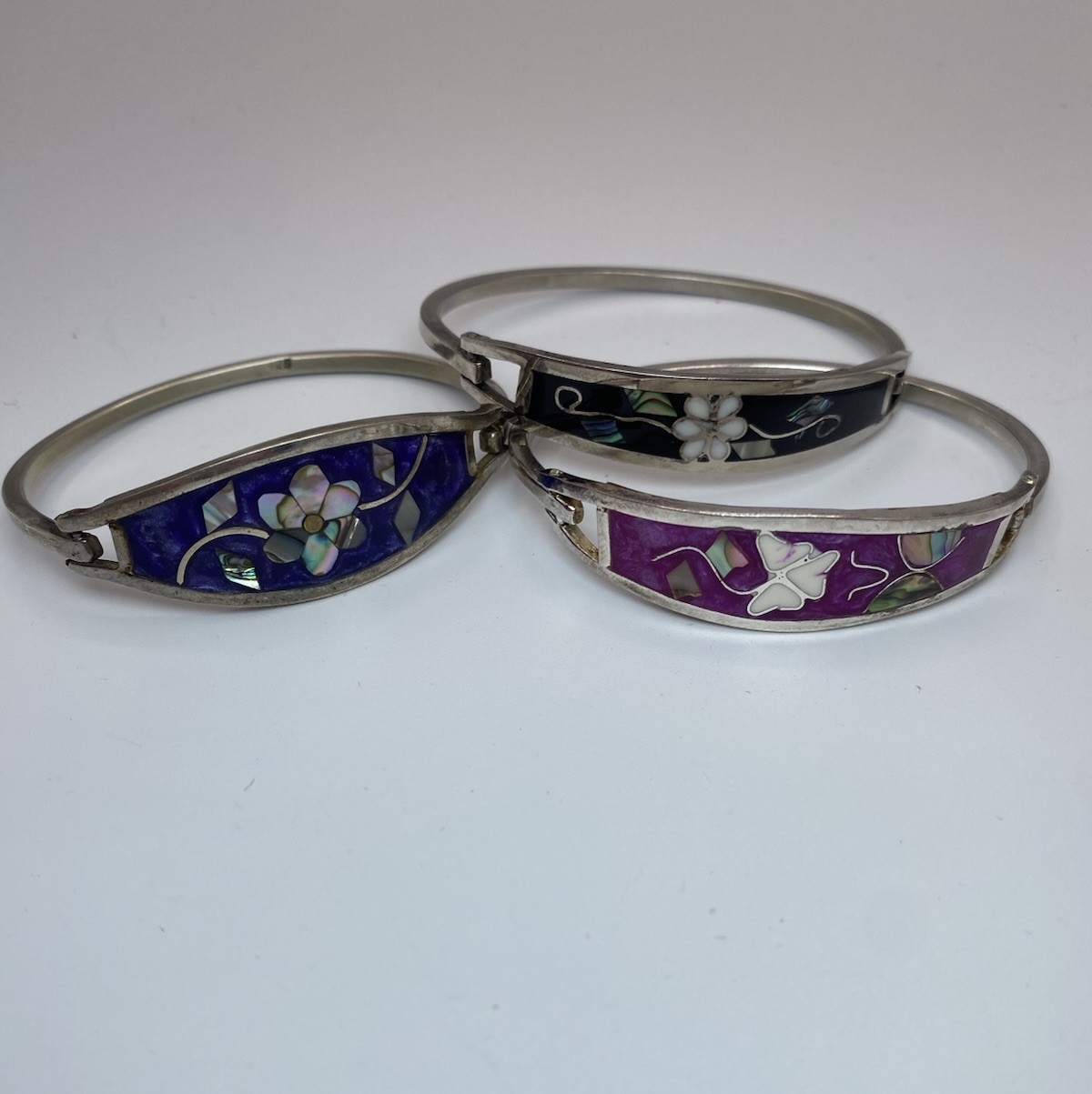 Pick (1)Mexico Silver Abalone Inlay Tension Cuff Bracelet-Black,Purple, or Pink