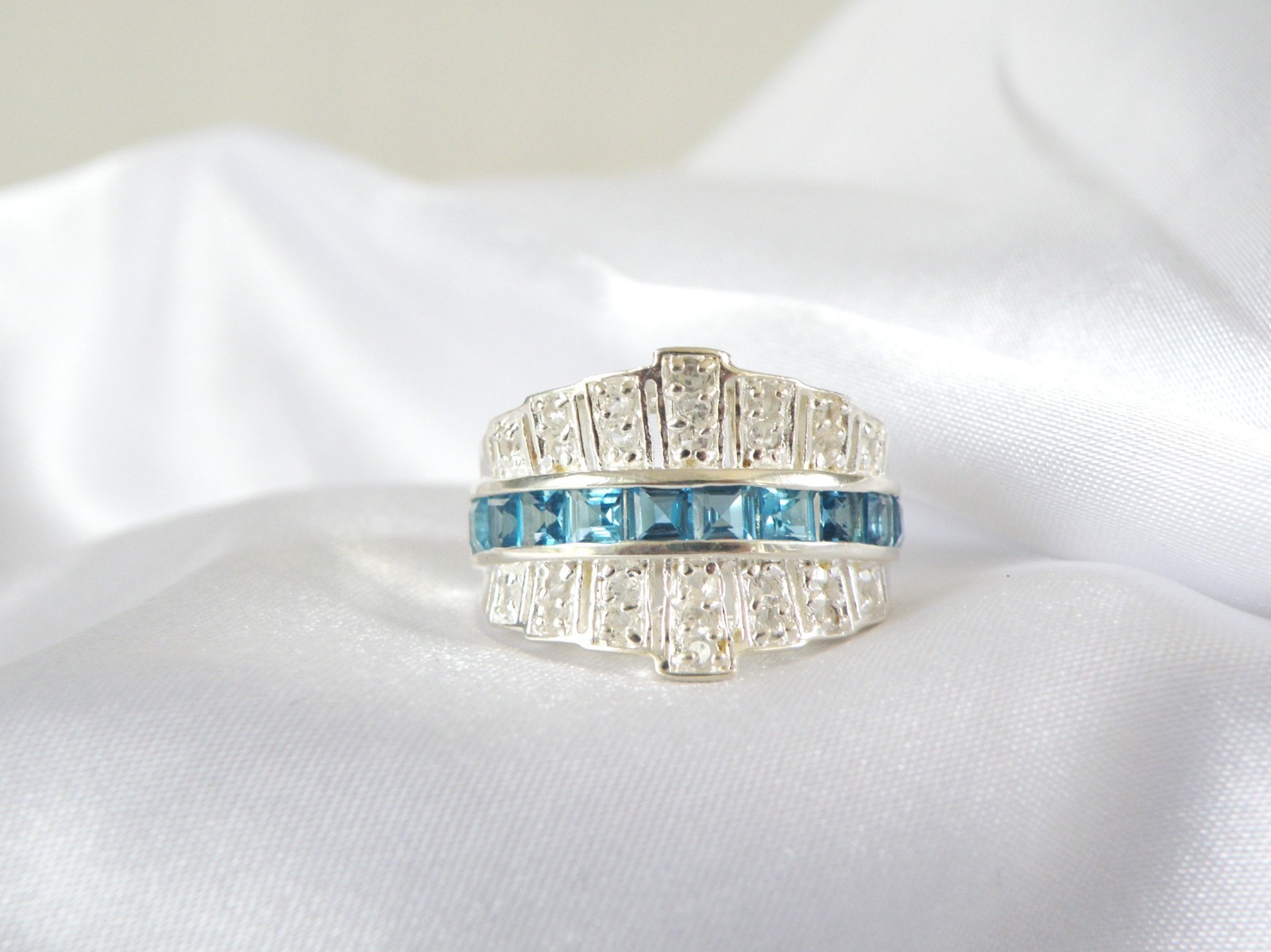Vintage Sterling Silver 925 Channel Set Natural Heated Blue Topaz Ring Size 6