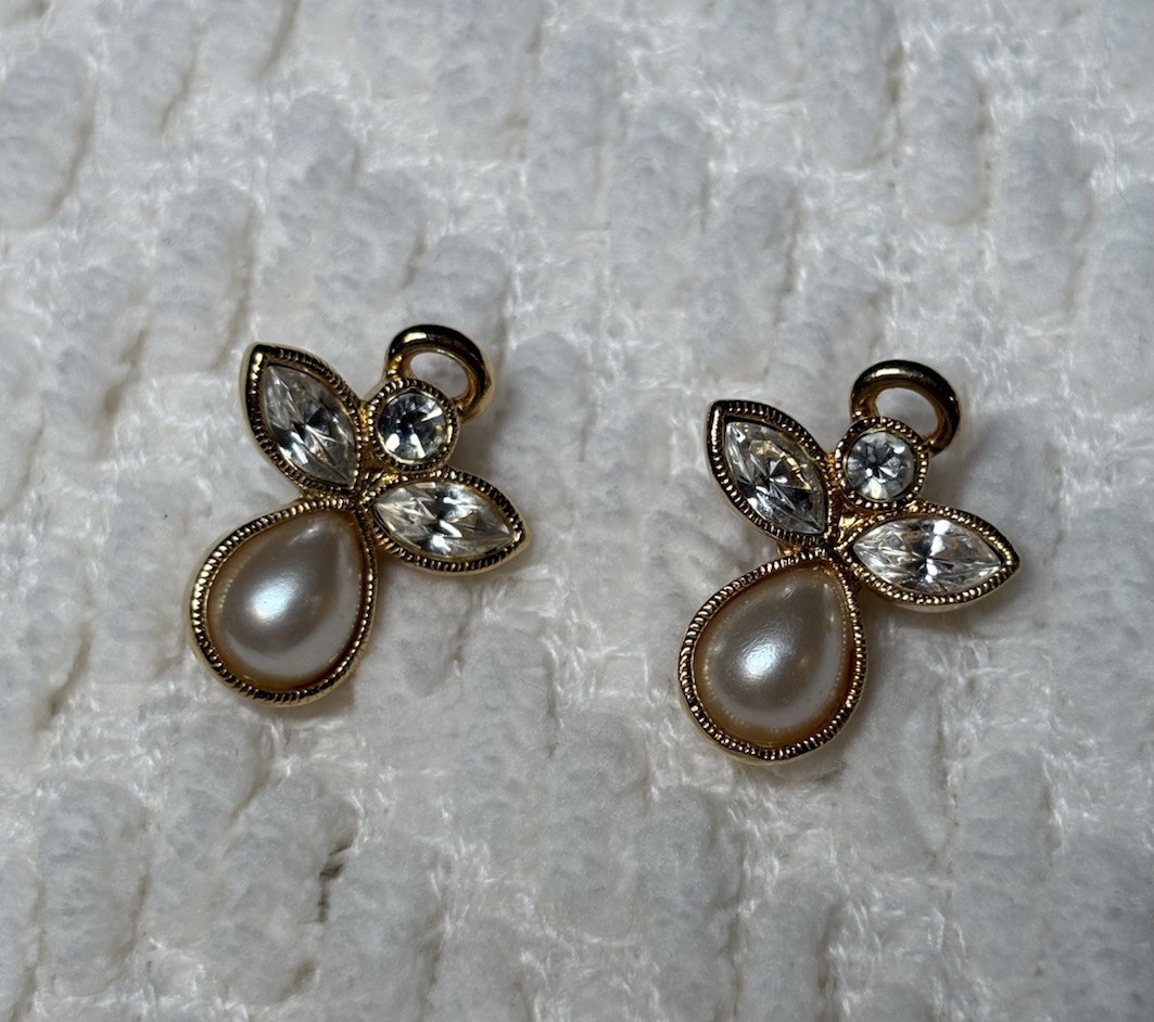 Vintage Avon Guardian Angel Earring Set Gold Tone Faux Pearl CZ Stone Used