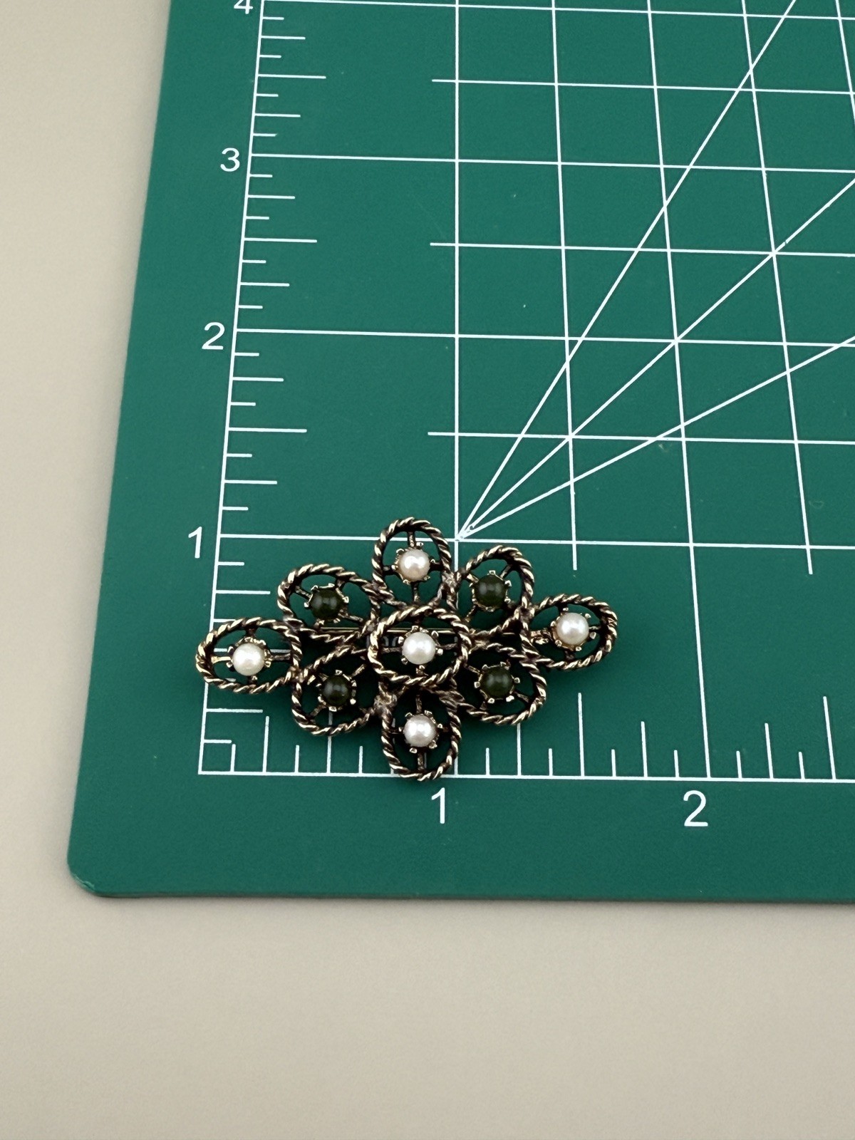 Vintage Wells Sterling Gold Vermeil Jade Pearl Brooch Signed Openwork 7.98g