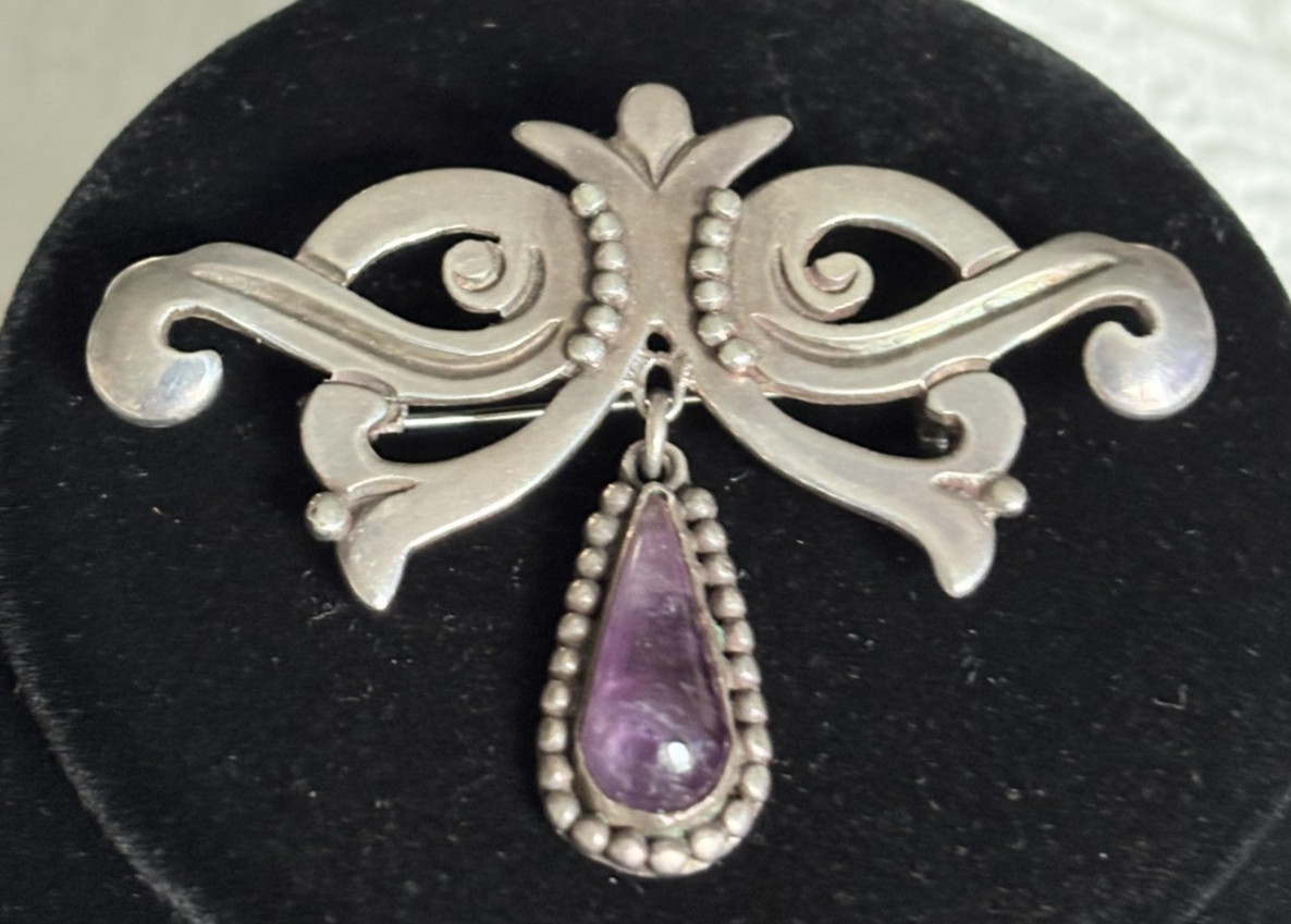 VINTAGE MEXICAN TAXCO 980 SILVER BROOCH W/AMETHYST BEADED HANGING PENDANT
