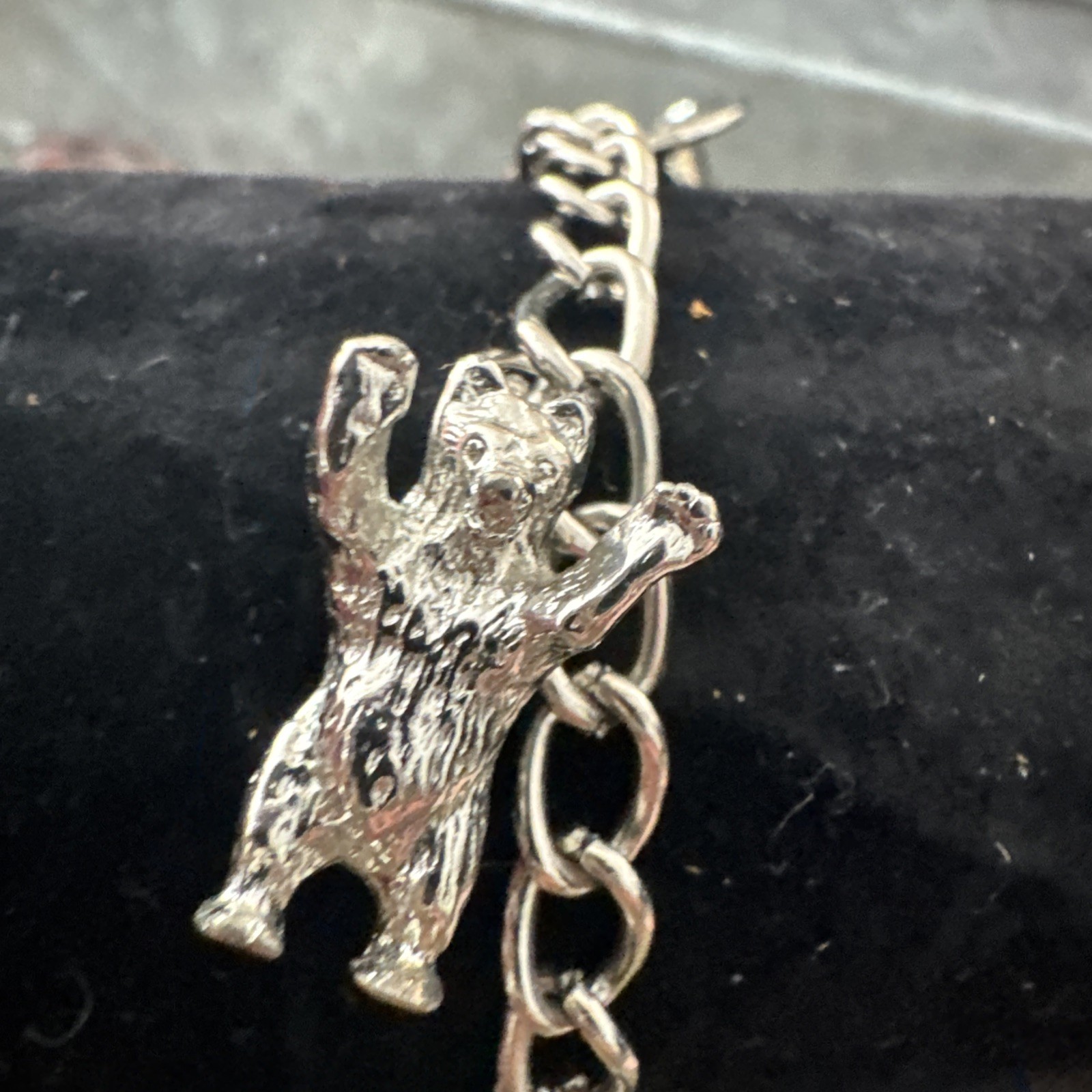 Charm Bracelet Silvertone Western Bronco Rider Moose Bison Cowboy Hat Bear