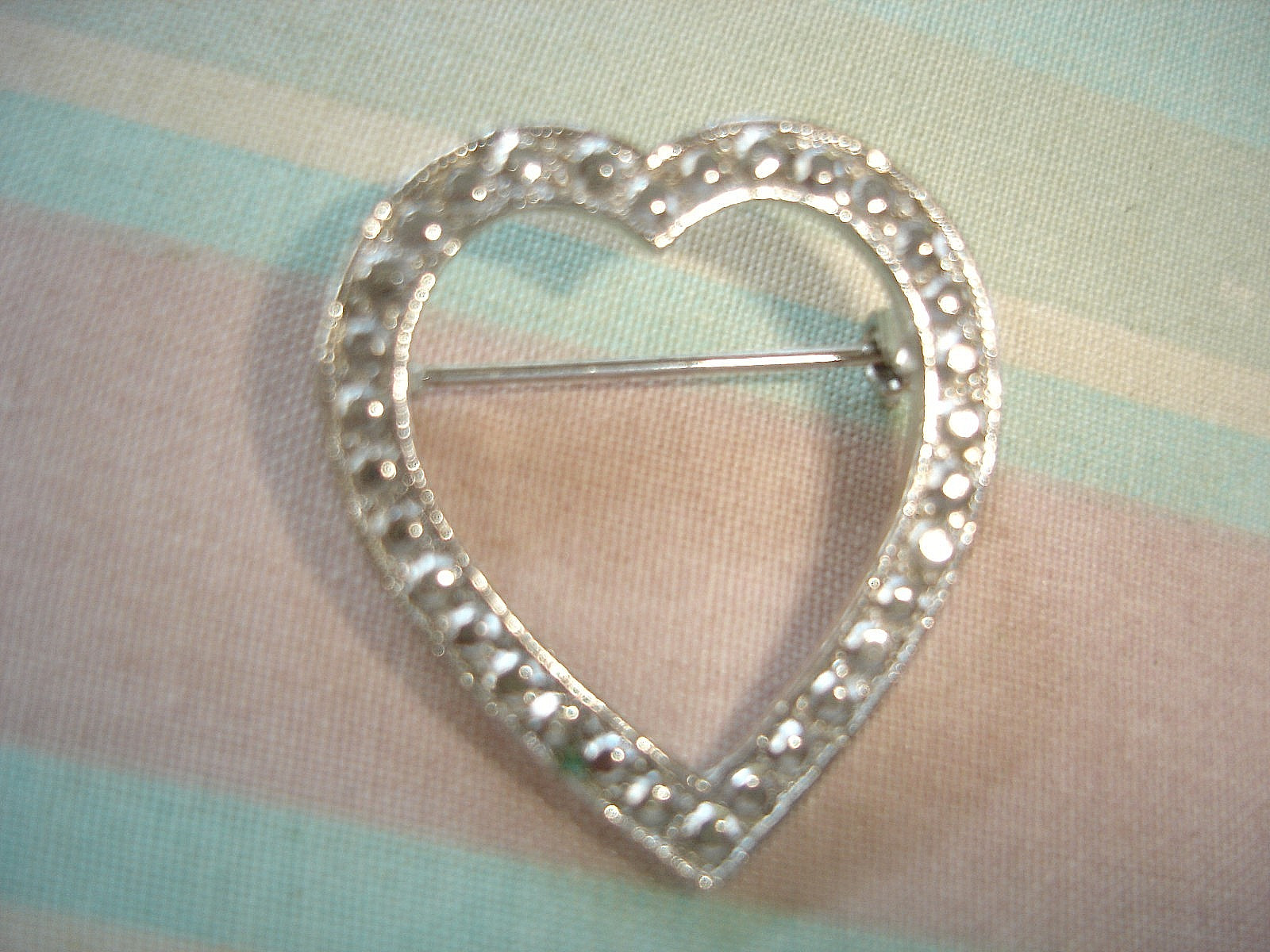 Vintage LOT of 6 HEART & ANGEL Pin Brooches-4 Heart, 2 Angels-Pearls Rhinestones