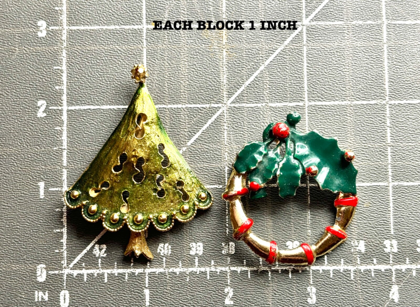 LOT OF 2 VINTAGE HOLIDAY PINS,CHRISTMAS BROOCHES,FESTIVE TREE,CELEBRATE,COLLECT