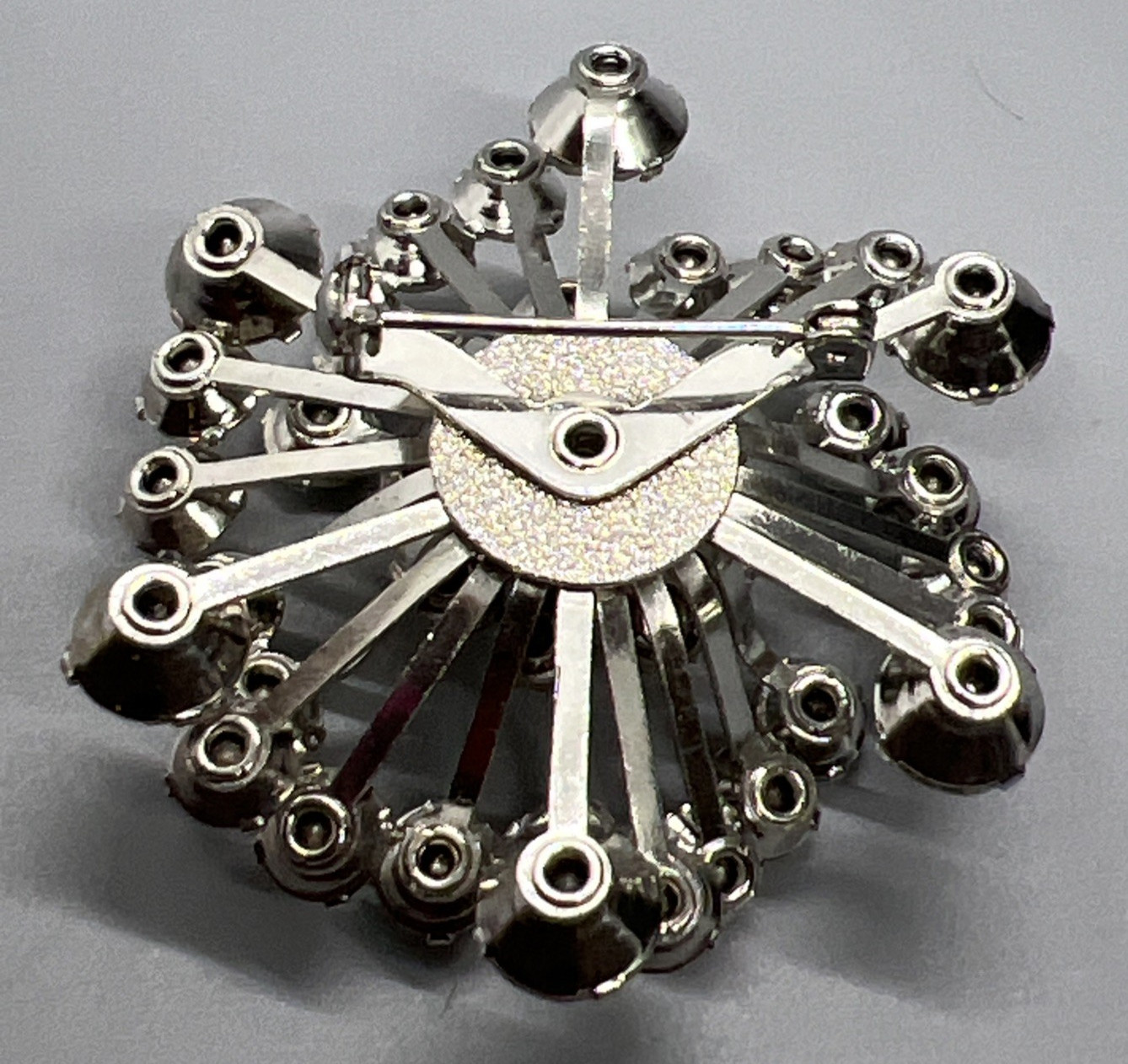 Vintage Rhinestone Starburst Brooch Clear Silver Tone Cluster Dimensional Large