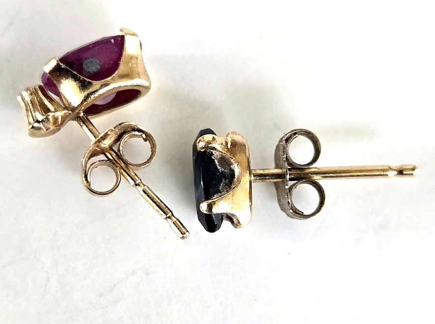 2 Vintage 14K Ruby/Spinel & Sapphire Pierced Single Stud Earrings .55 grams