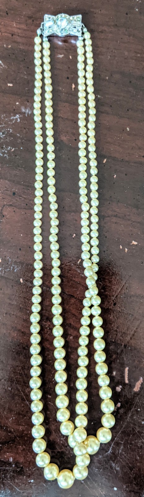 Vintage 1940’s Hand Knotted Faux Pearl Double Stand Necklace Bow Clasp 16.5″