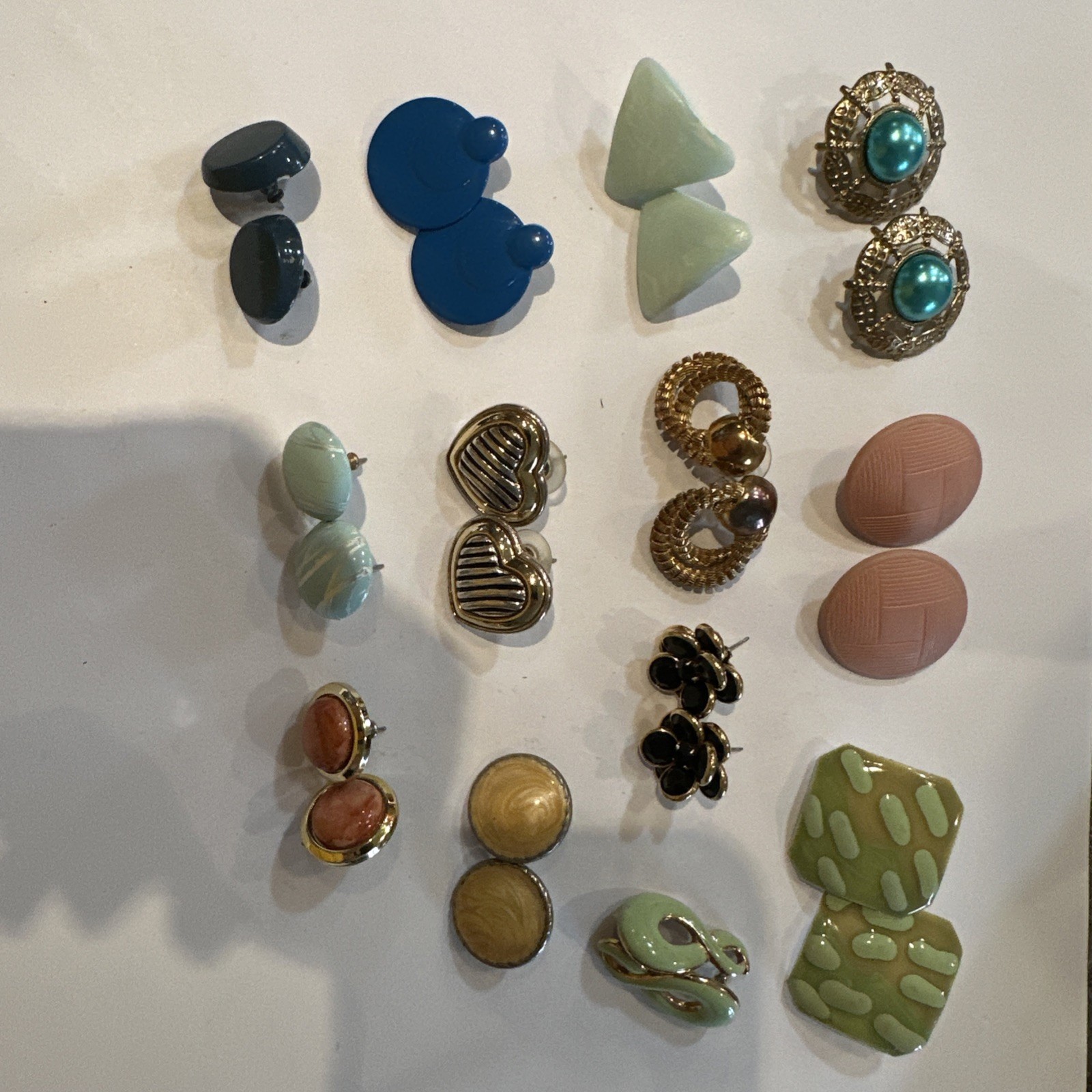 VTG Pierced Earring LOT Of 13 Enamel Resin Metal Discs Various Shapes Colors